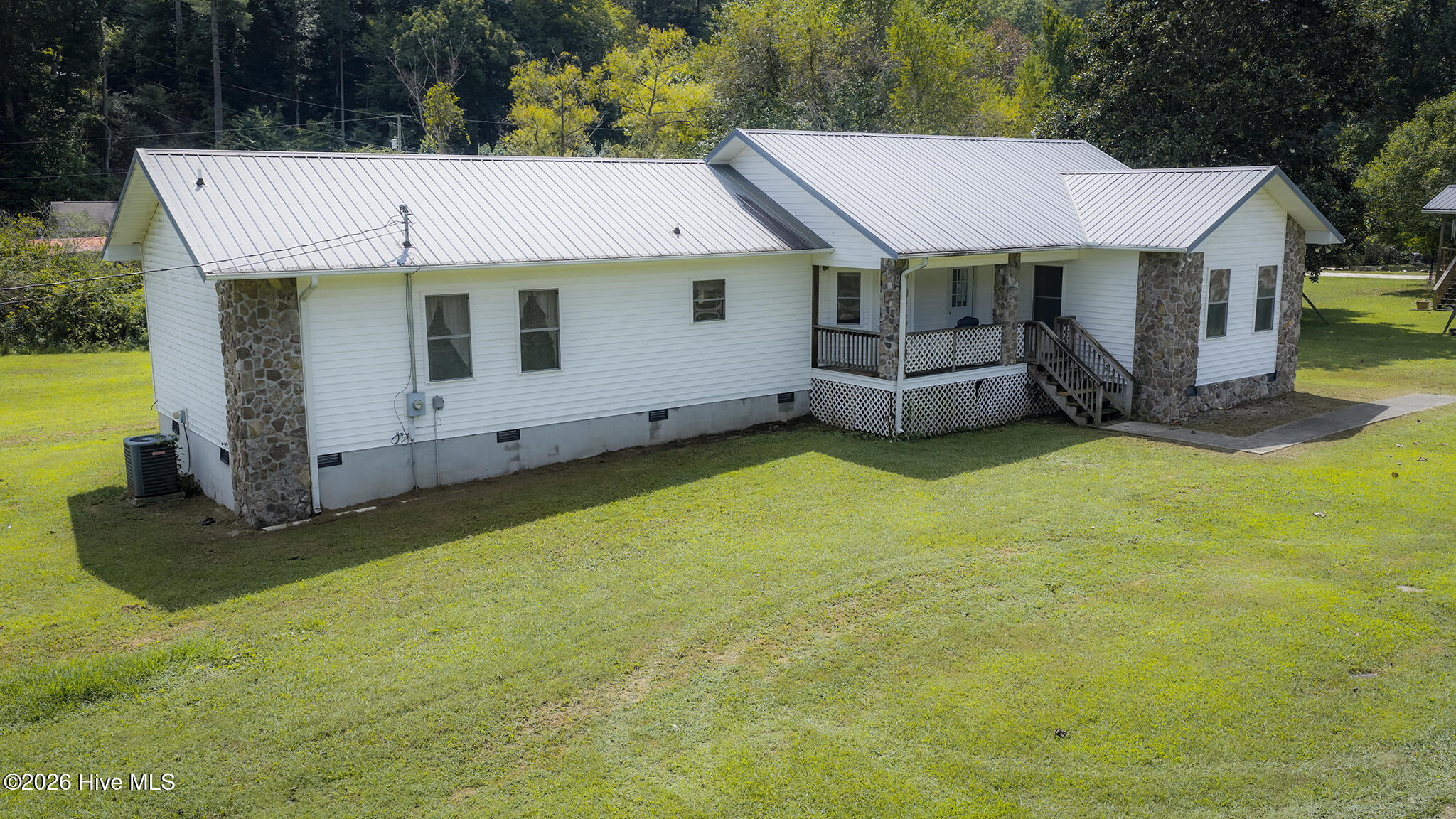 114 Fletcher Hooper Road Property Photo 1