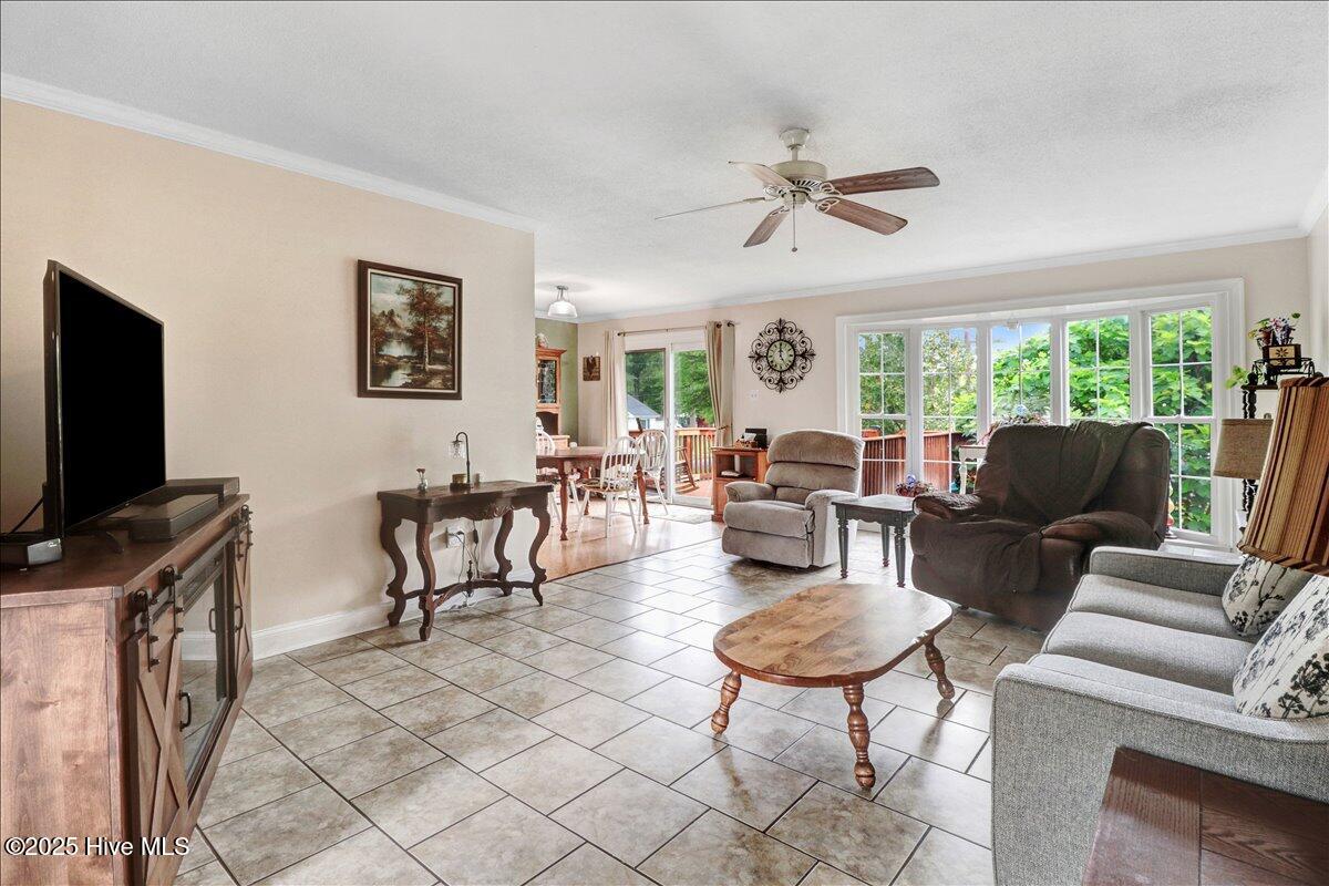 105 Harbor Drive Property Photo 24