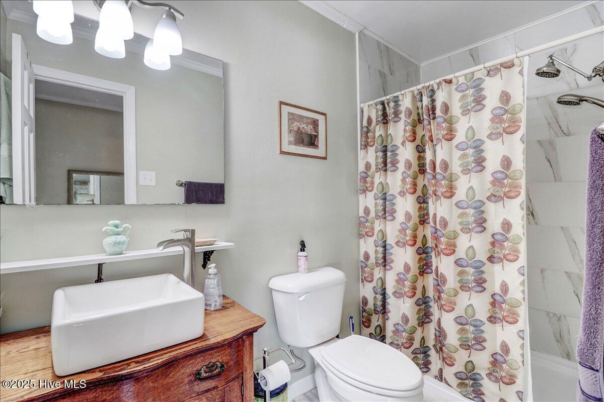 105 Harbor Drive Property Photo 40