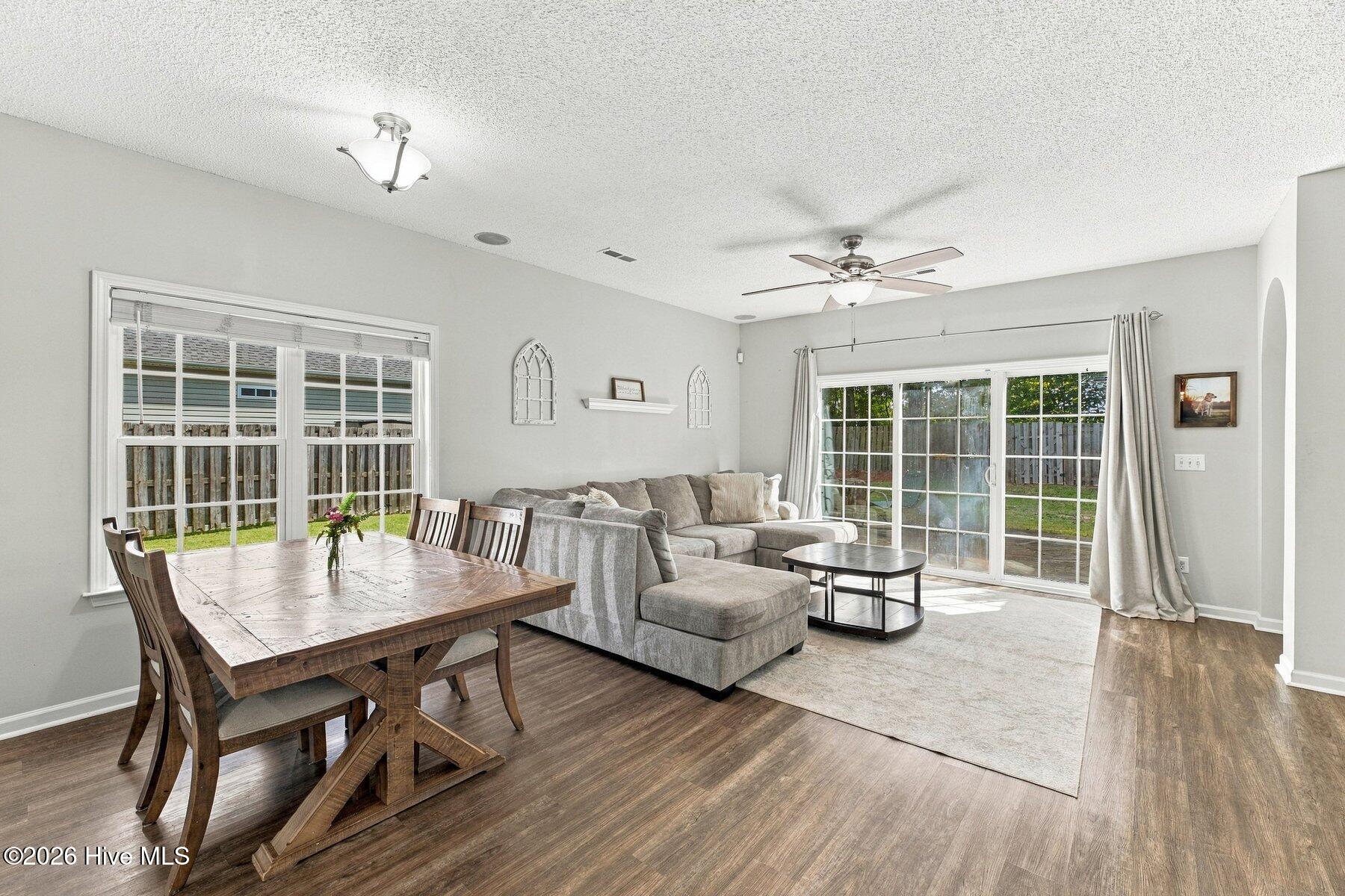 7304 Farrington Farms Drive Property Photo 6