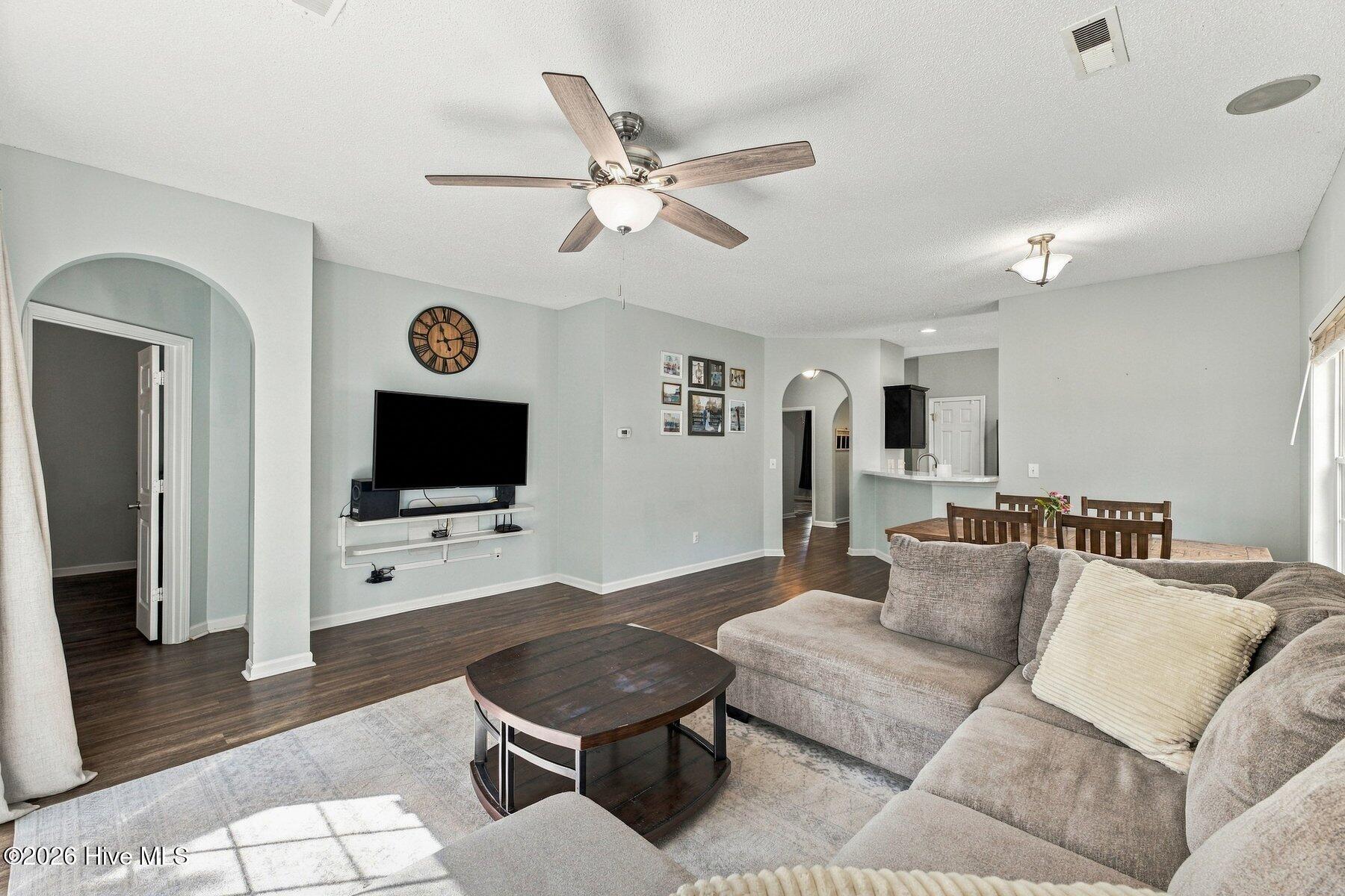 7304 Farrington Farms Drive Property Photo 11