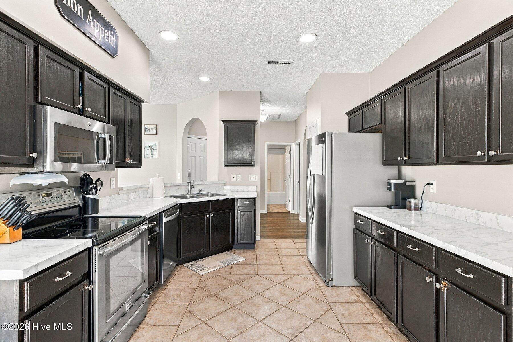 7304 Farrington Farms Drive Property Photo 15