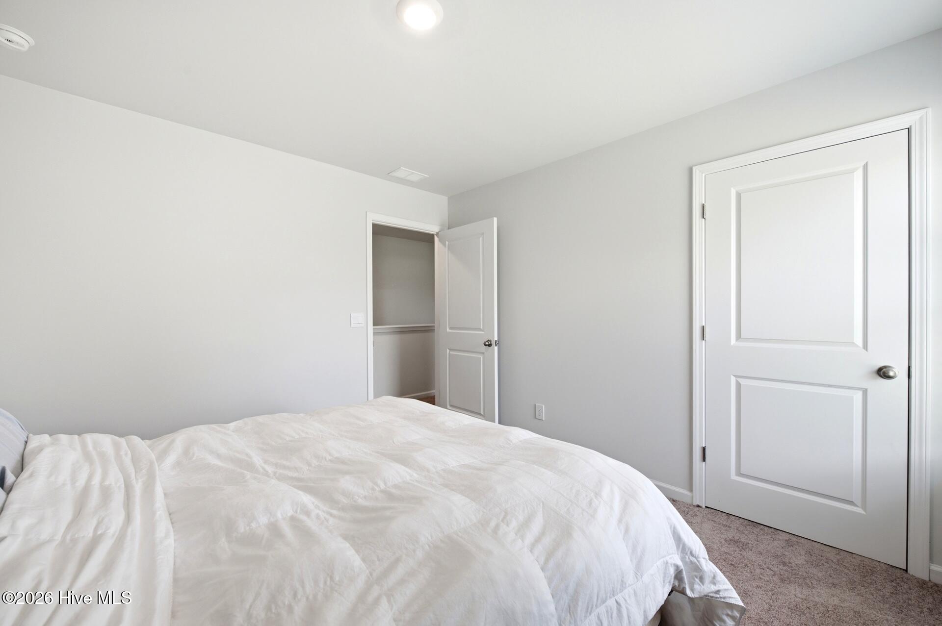 8328 E Highcroft Drive Ne Property Photo 27