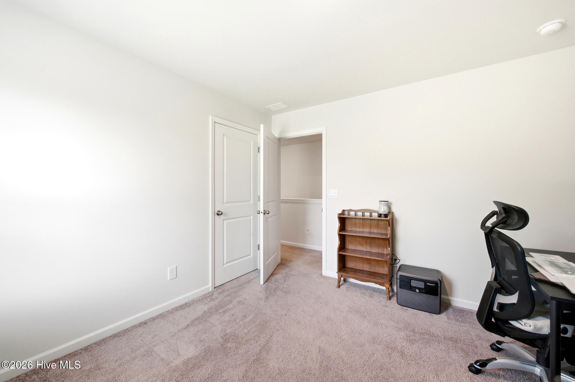 8328 E Highcroft Drive Ne Property Photo 29