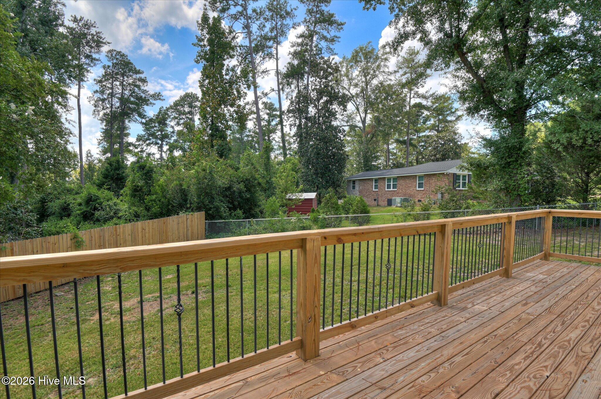 633 Cambridge Court Property Photo 60