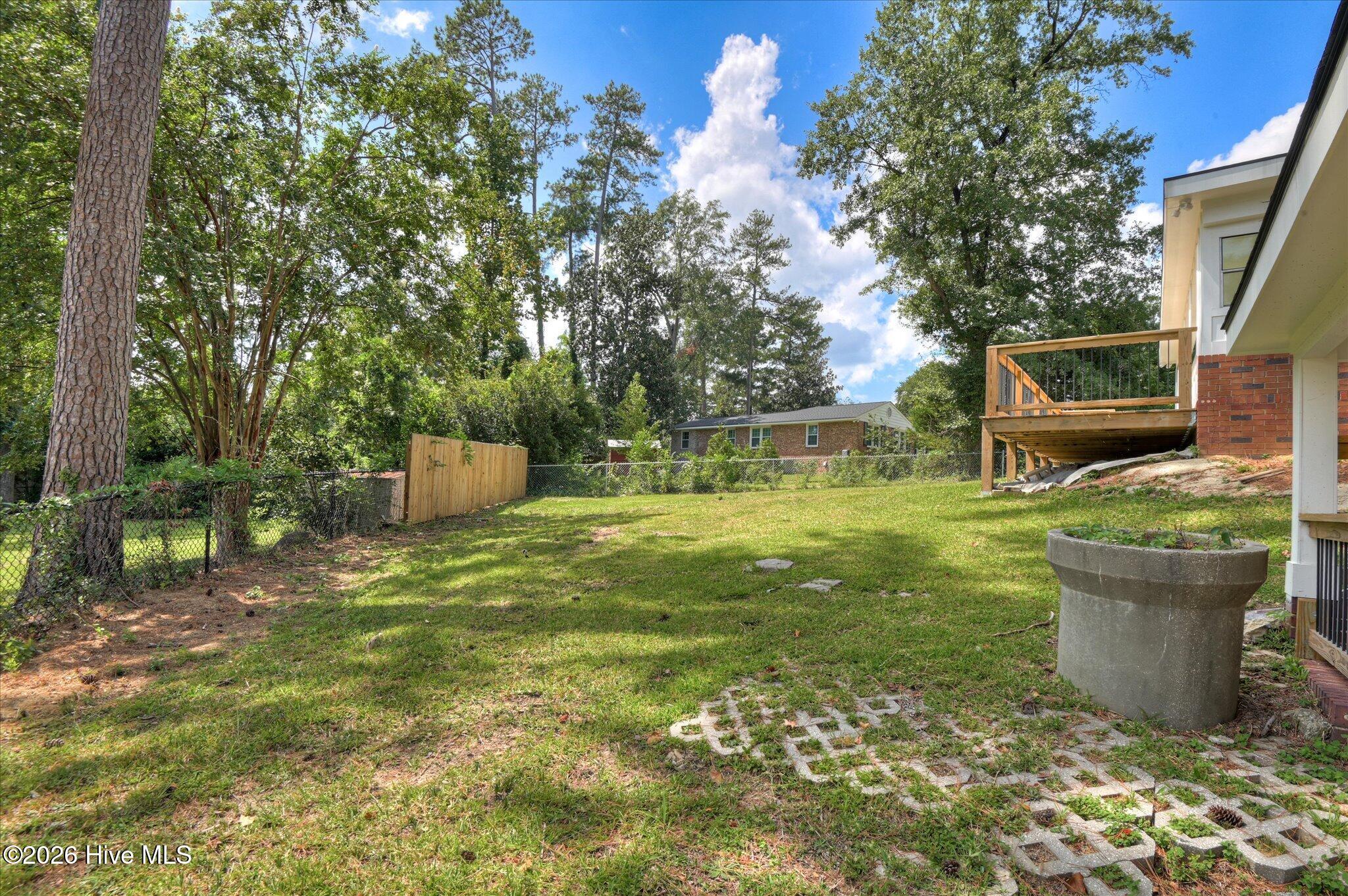633 Cambridge Court Property Photo 65