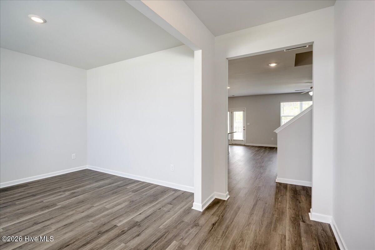 710 Hollis Avenue Property Photo 2
