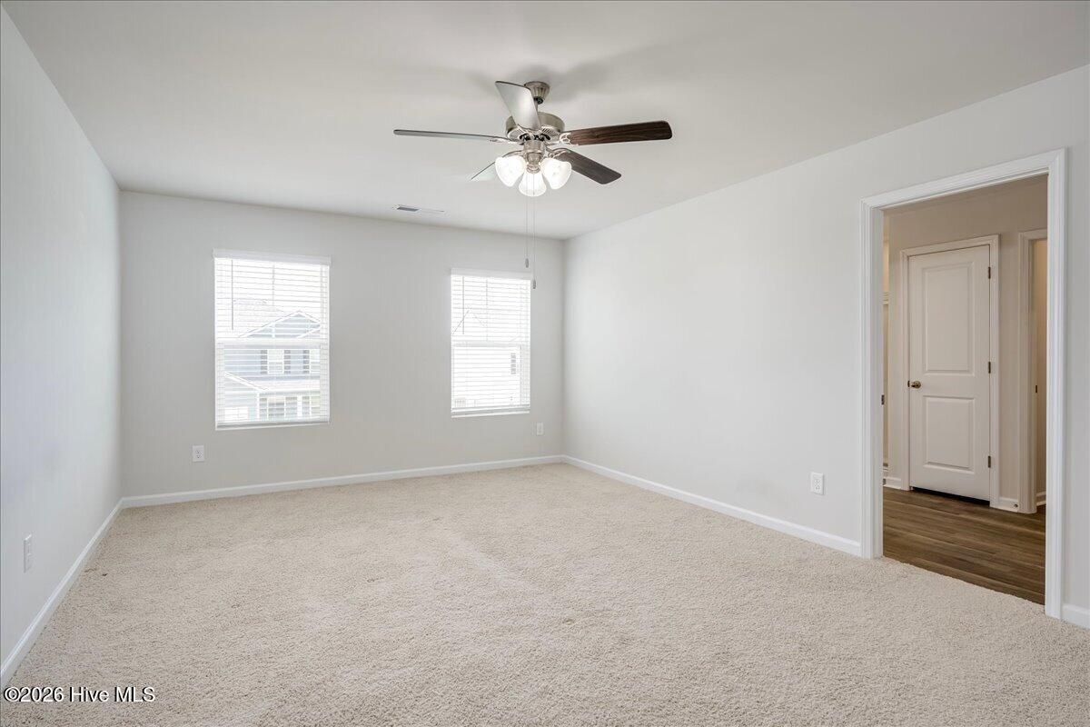 710 Hollis Avenue Property Photo 10