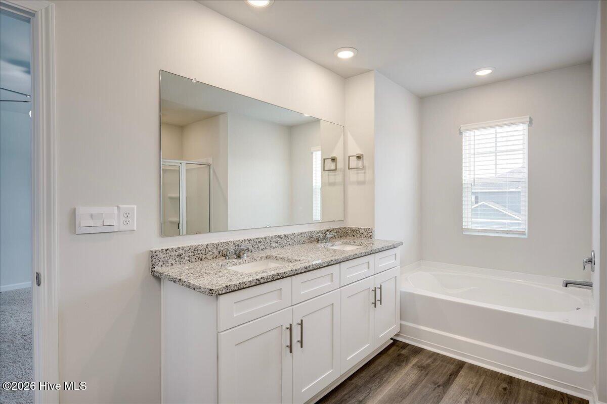 710 Hollis Avenue Property Photo 12