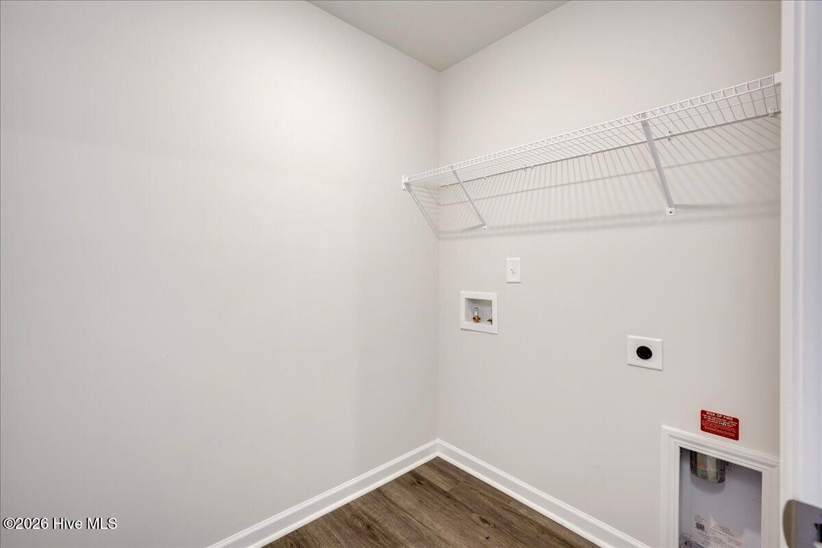 710 Hollis Avenue Property Photo 23