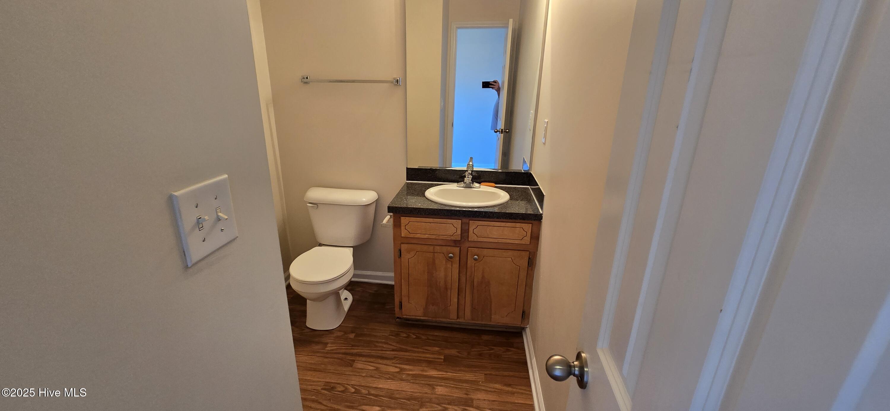 1205 Cross Creek Circle B-4 Property Photo 6