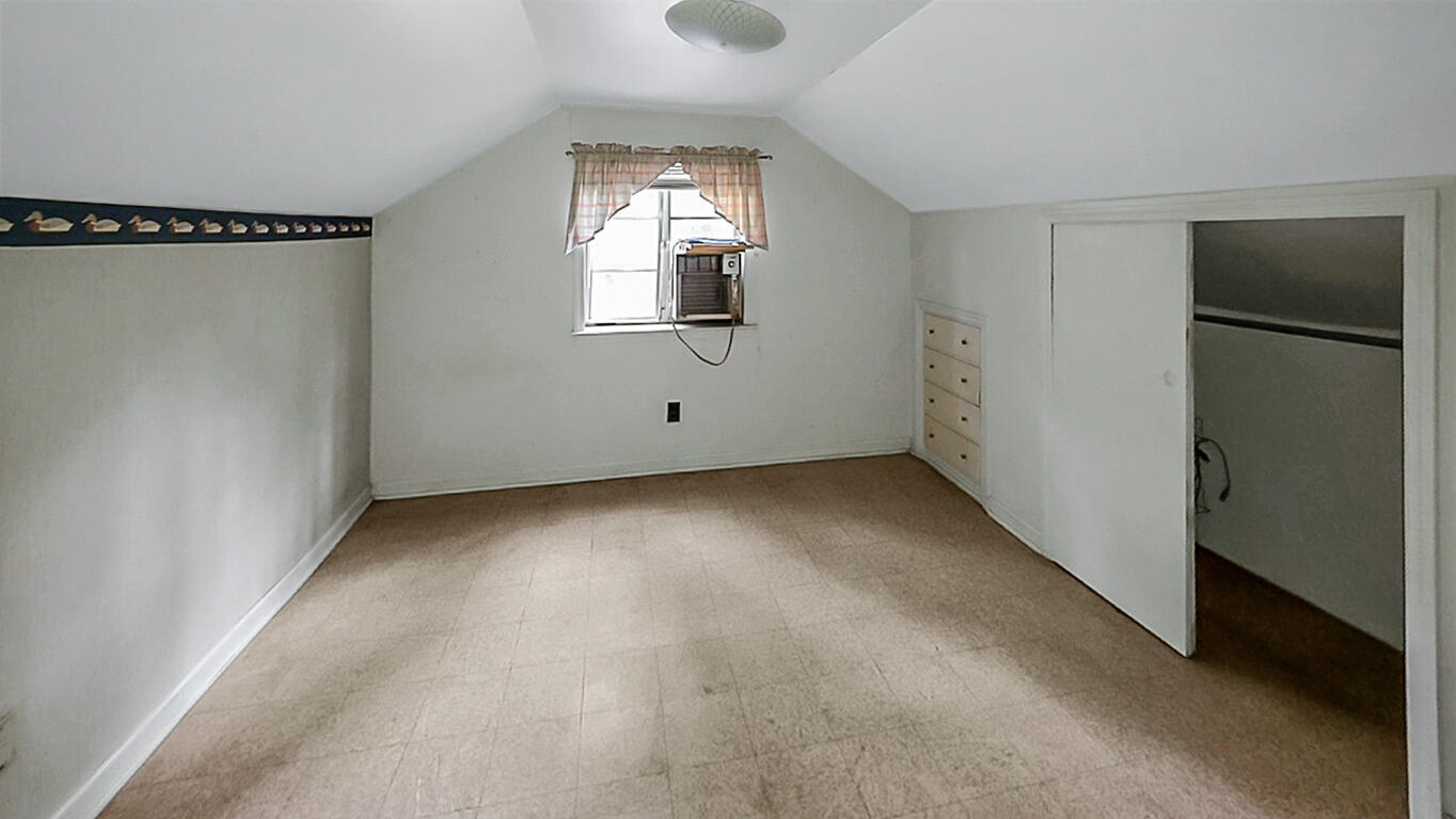819 Hillcrest Drive Property Photo 39