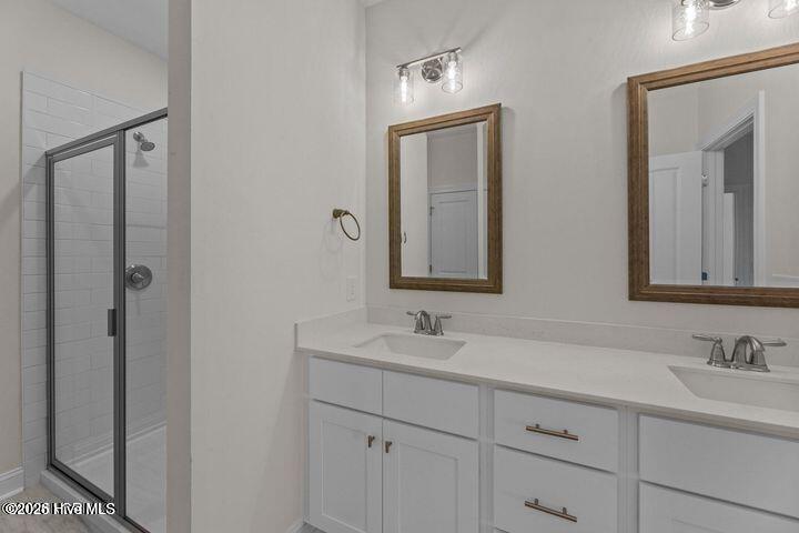 4503 Laurel Ridge Drive B Property Photo 14