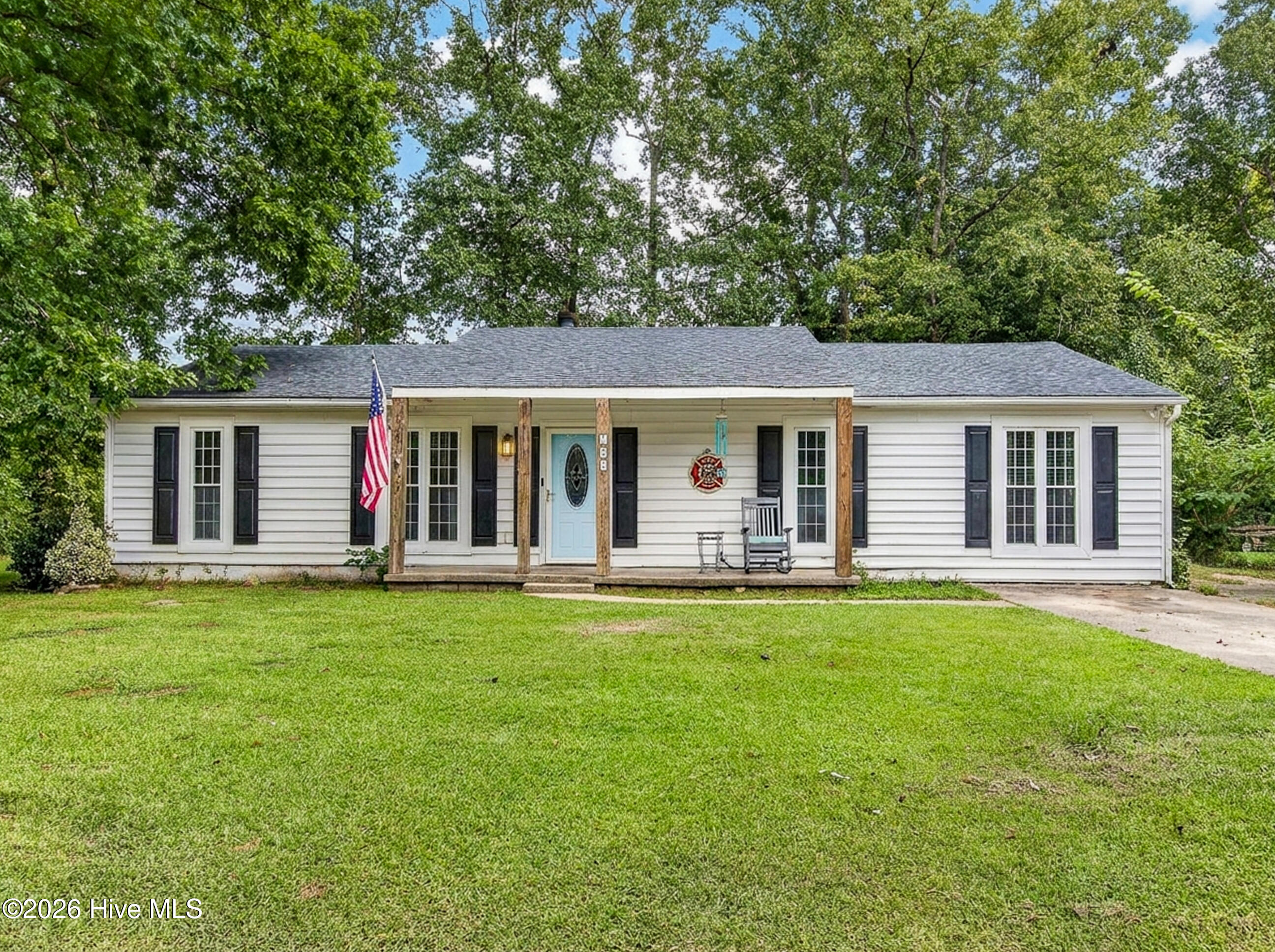 122 Mill Pond Road Property Photo 1