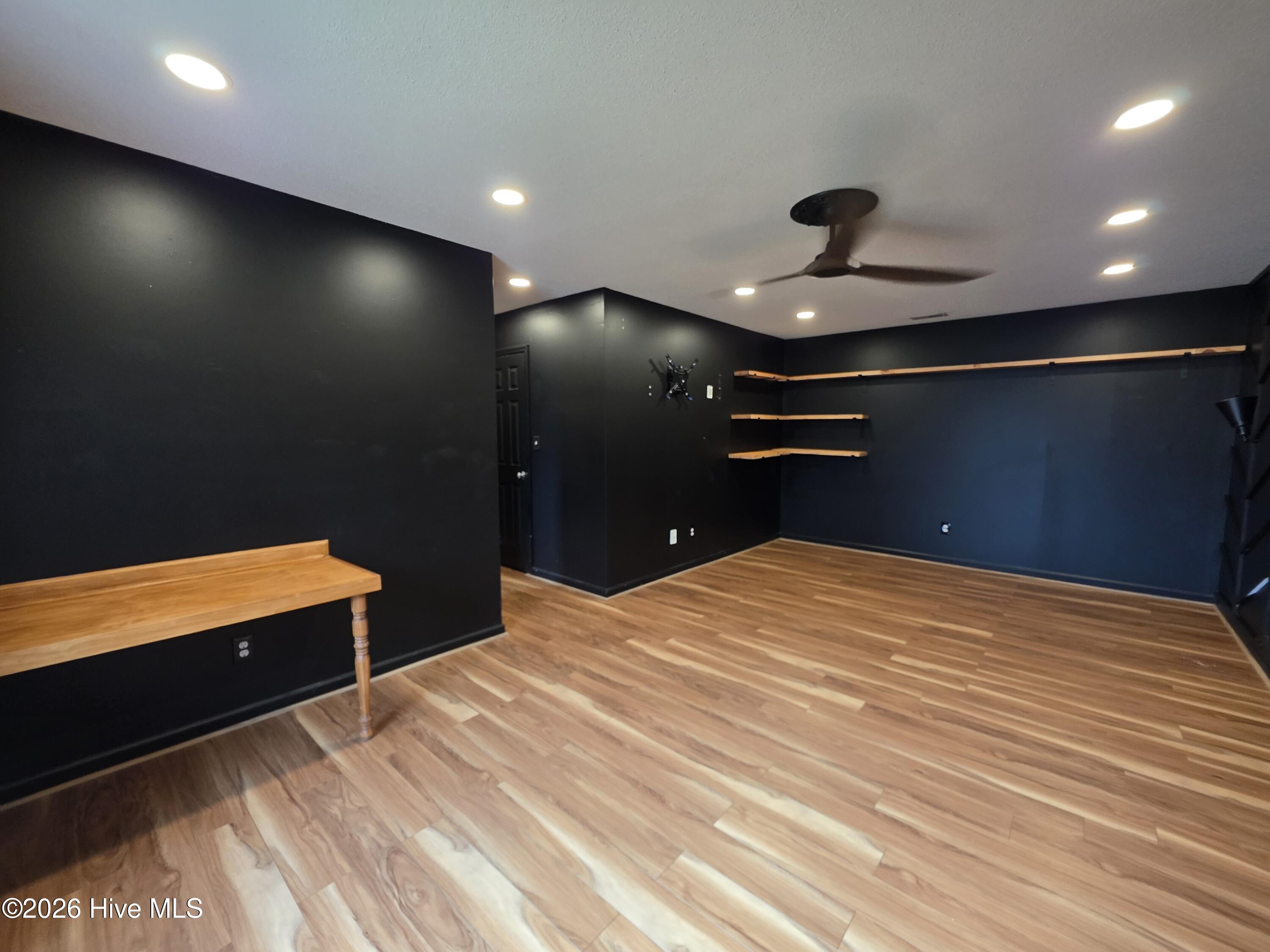 200 Flagstone Lane Property Photo 17