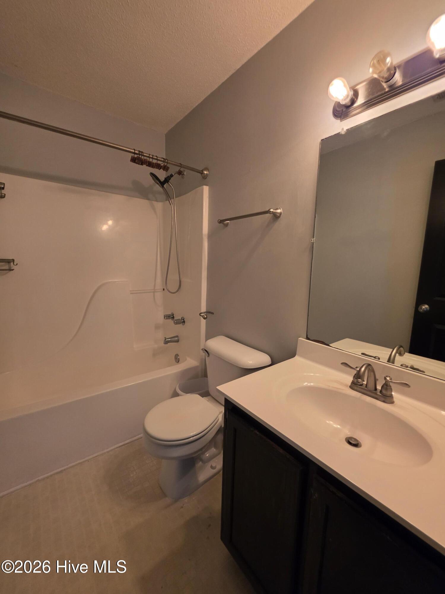 200 Flagstone Lane Property Photo 19
