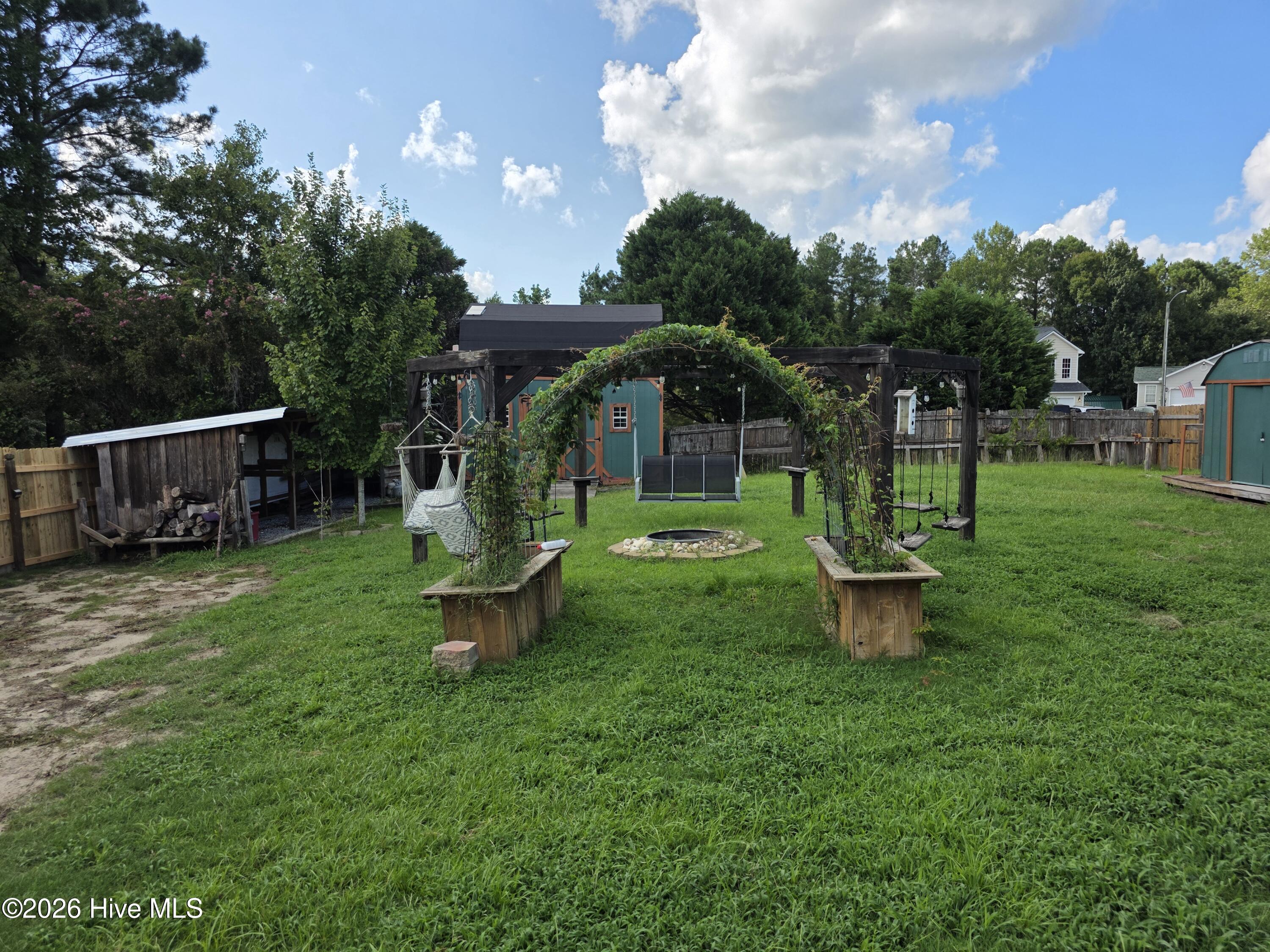 200 Flagstone Lane Property Photo 25
