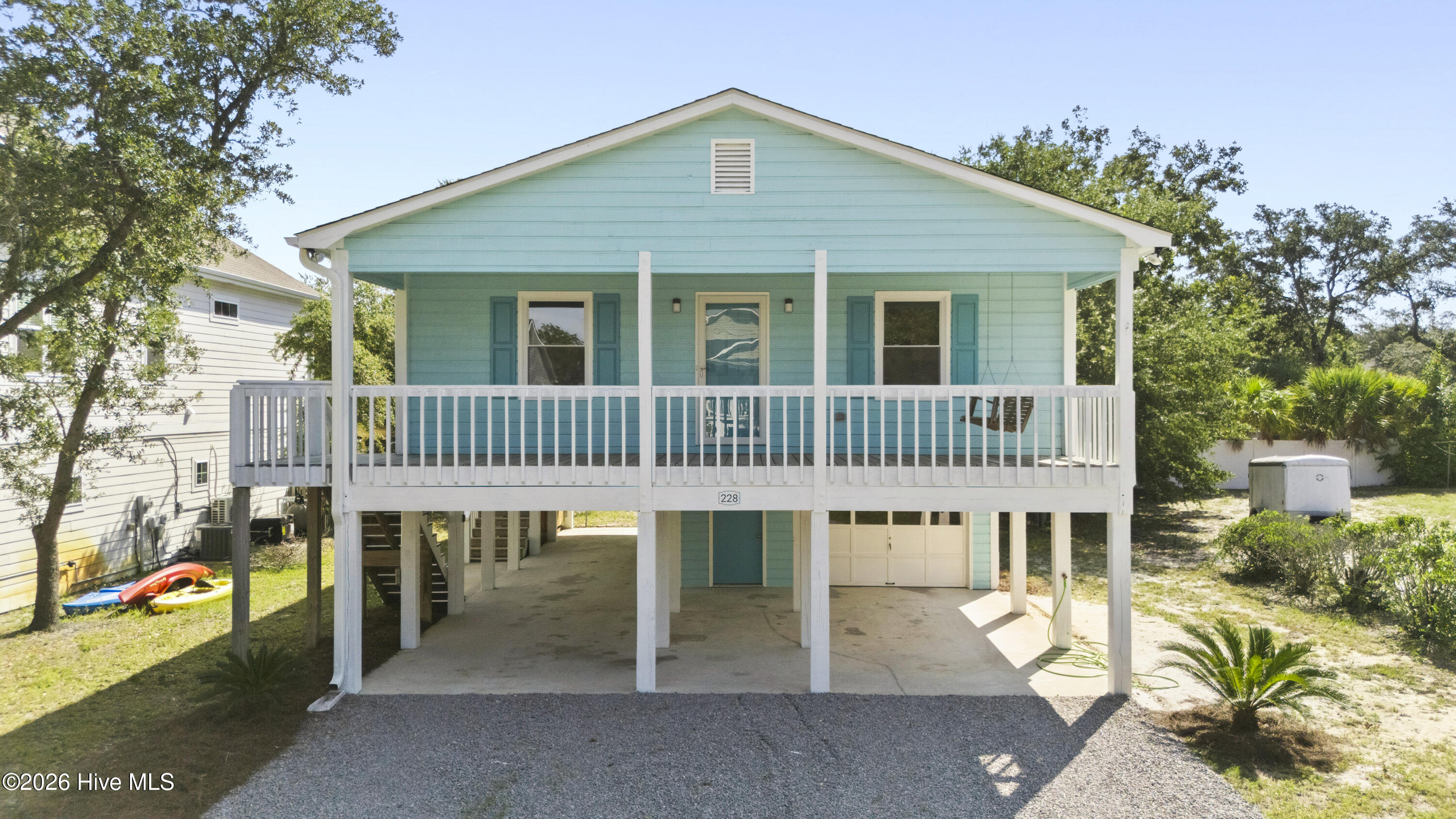 228 Ne 52nd Street Property Photo 2