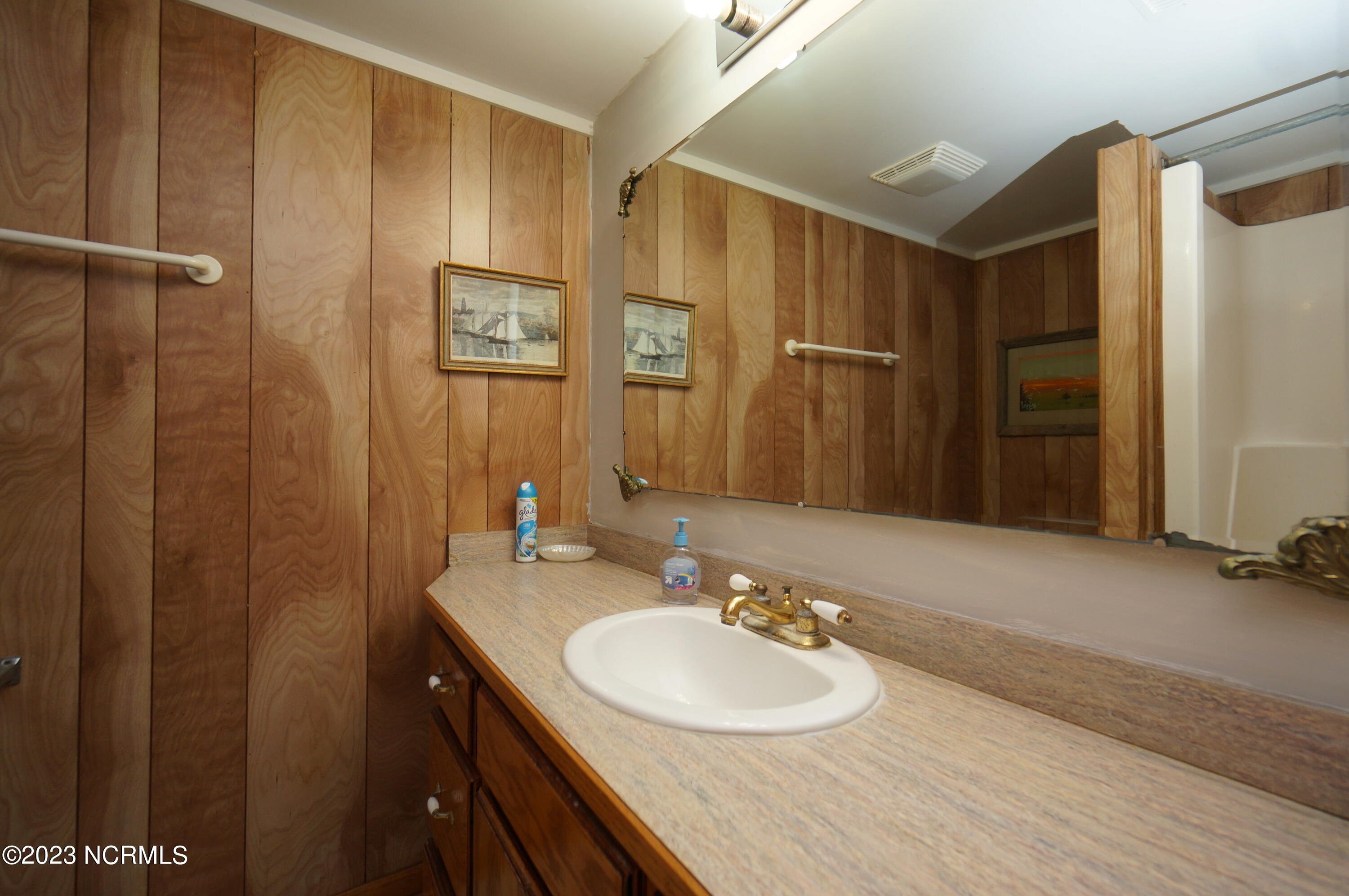 5204 Ocean Drive Property Photo 9
