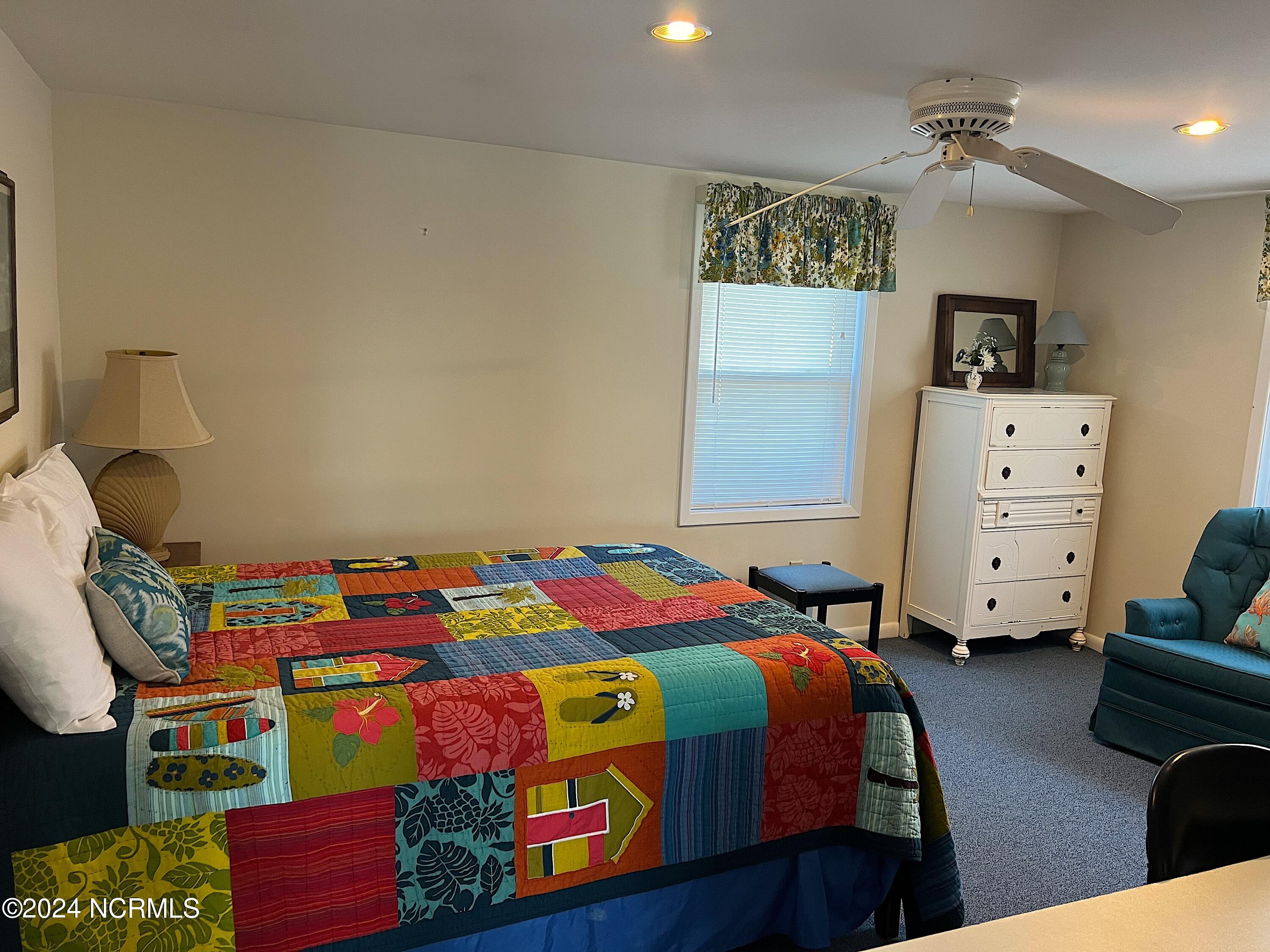 5204 Ocean Drive Property Photo 11