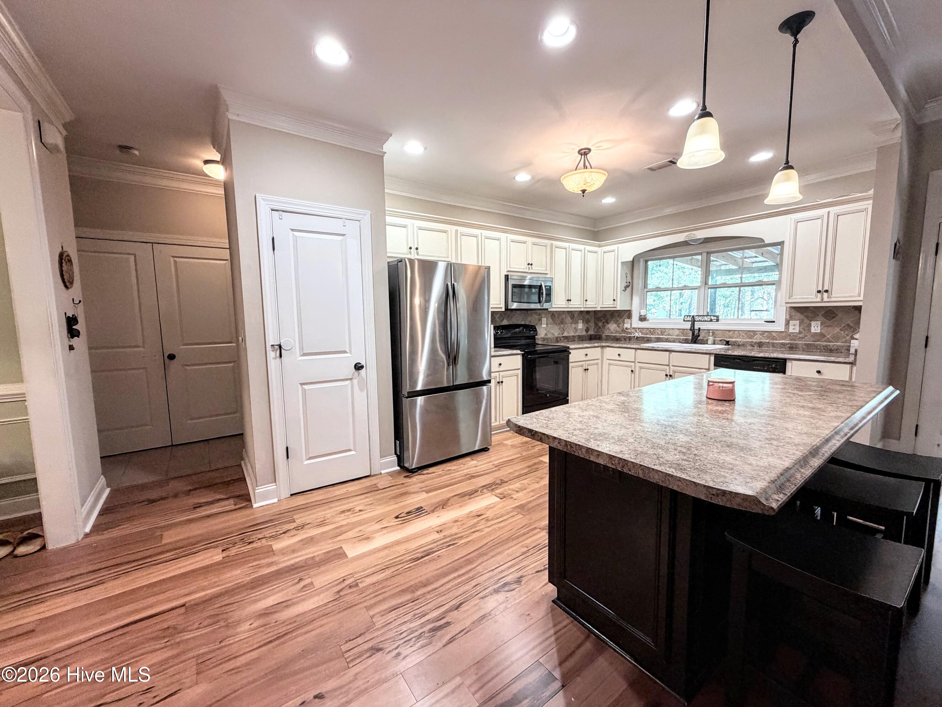 3523 Deerfield Road Property Photo 14