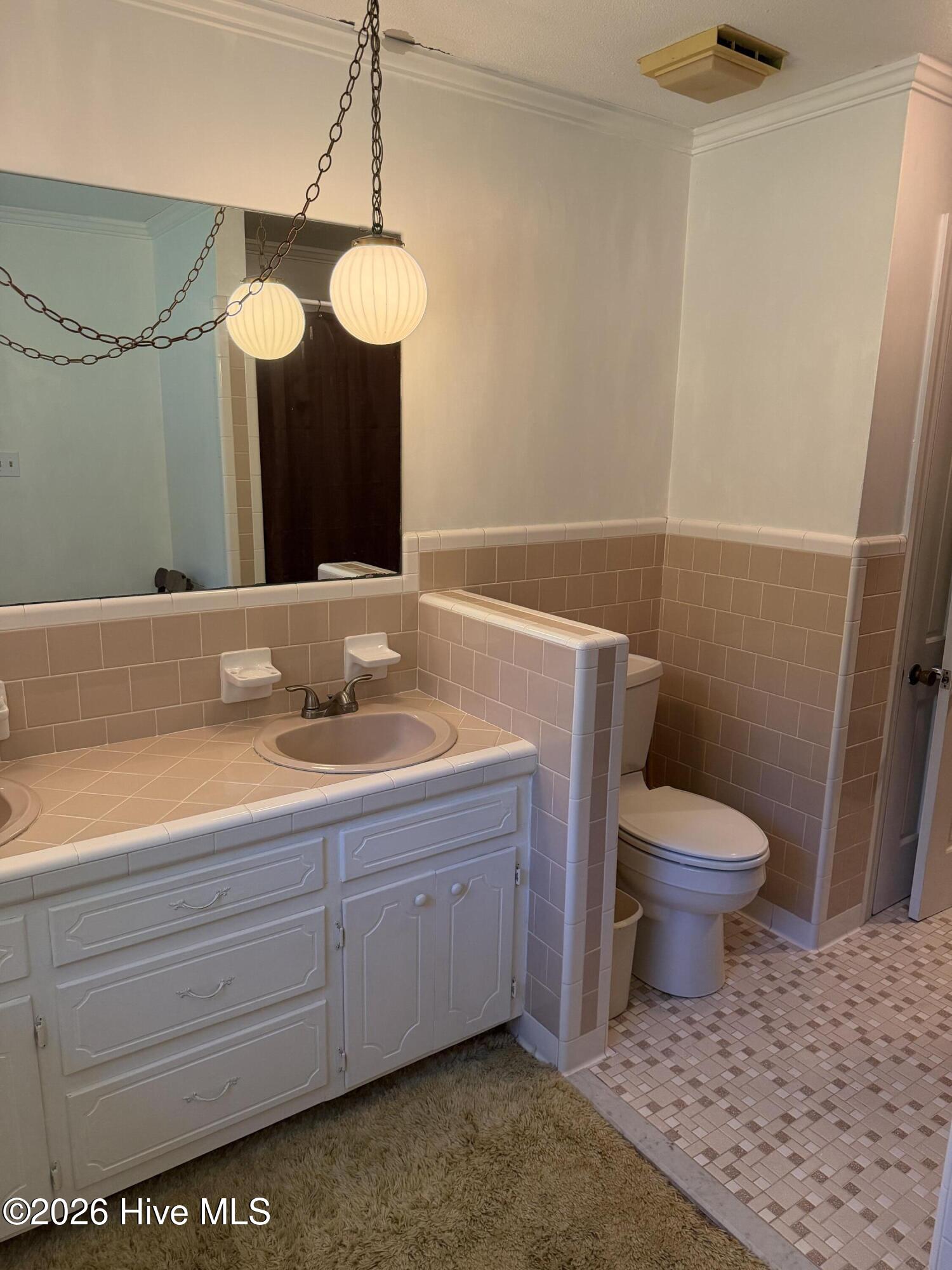 980 Ball Road Property Photo 11