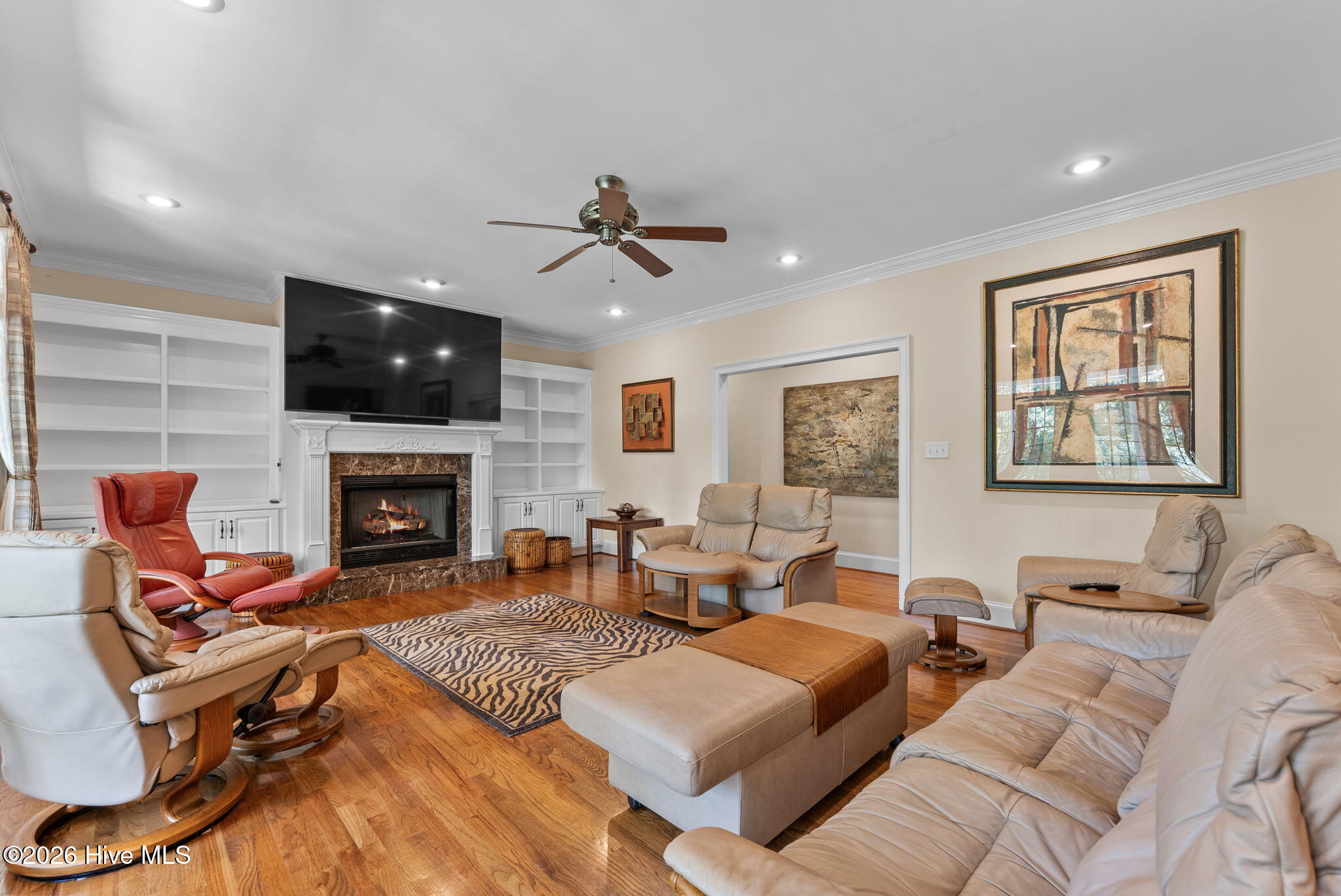 220 Shady Oaks Court Property Photo 10