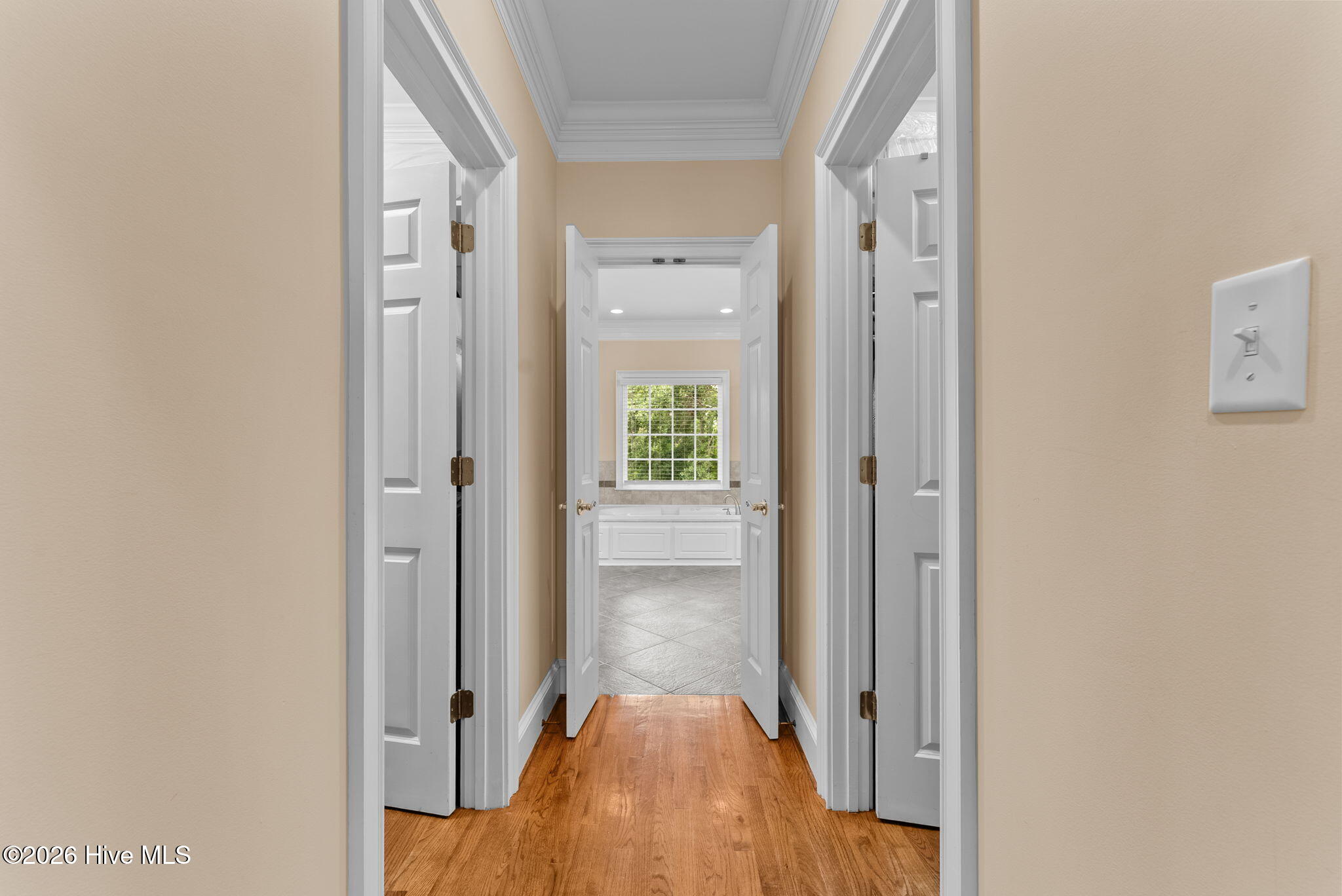220 Shady Oaks Court Property Photo 24
