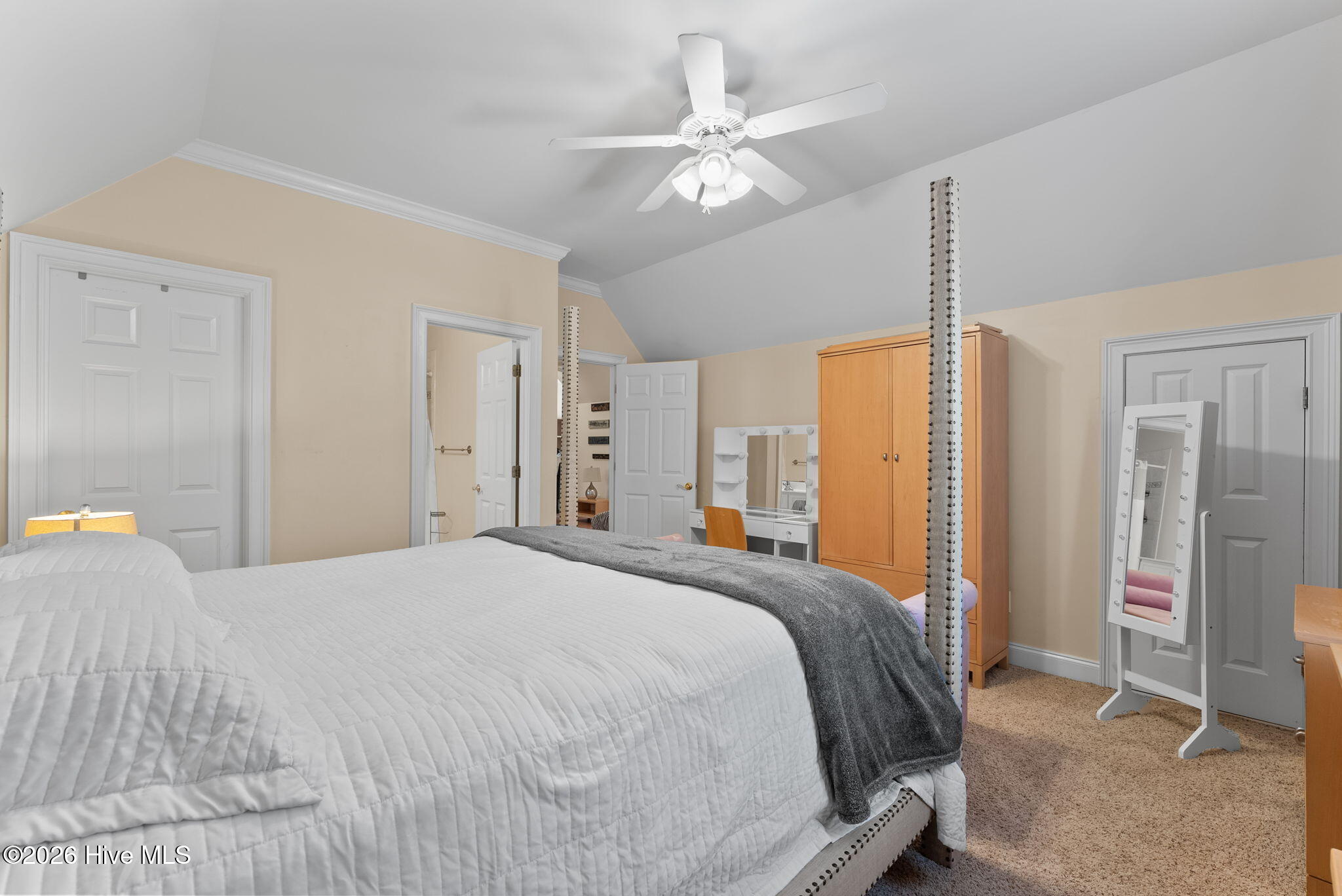 220 Shady Oaks Court Property Photo 36