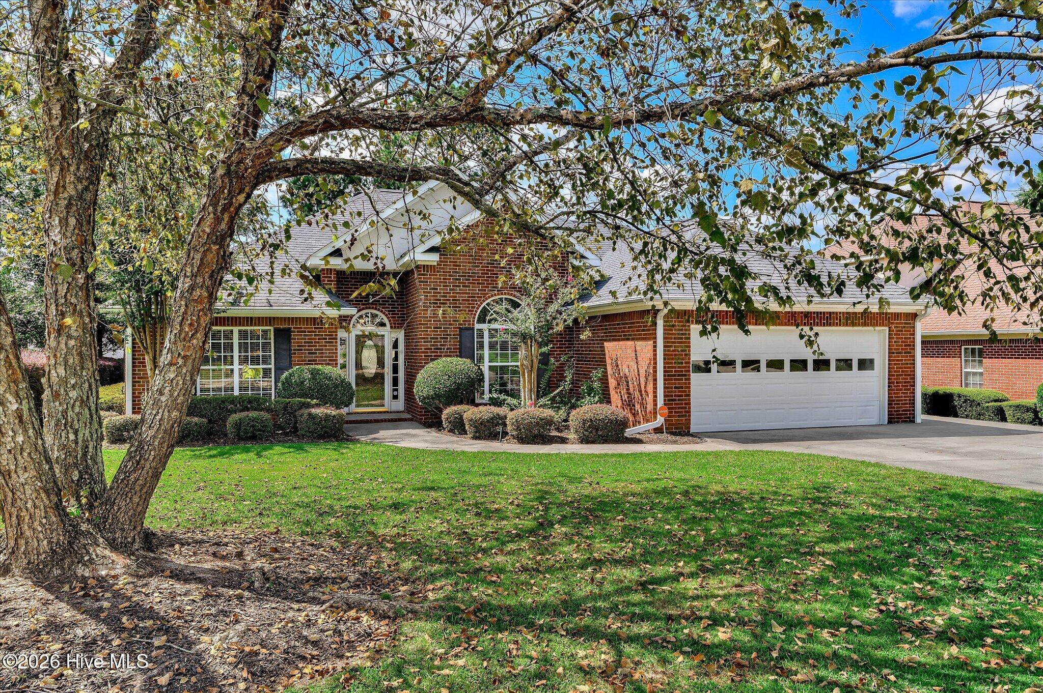 355 Heath Way Property Photo 6