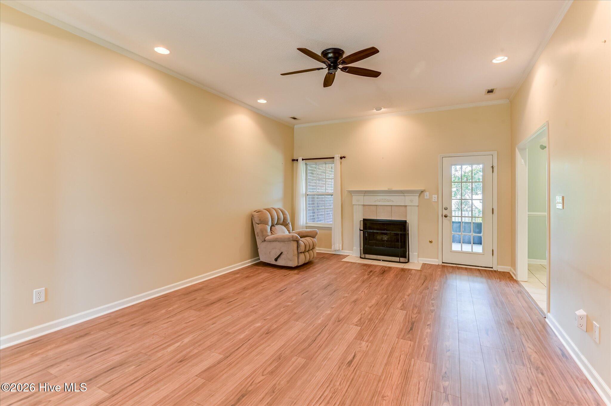 355 Heath Way Property Photo 13