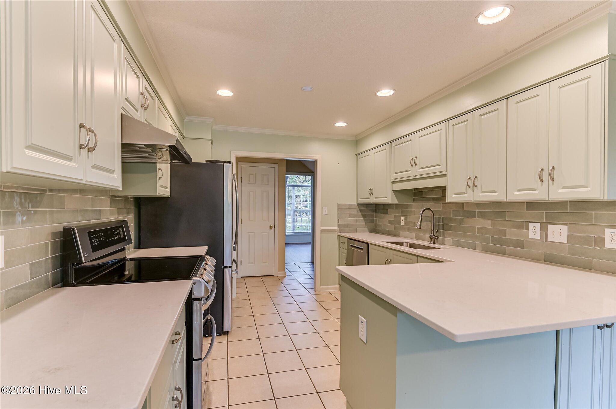 355 Heath Way Property Photo 19