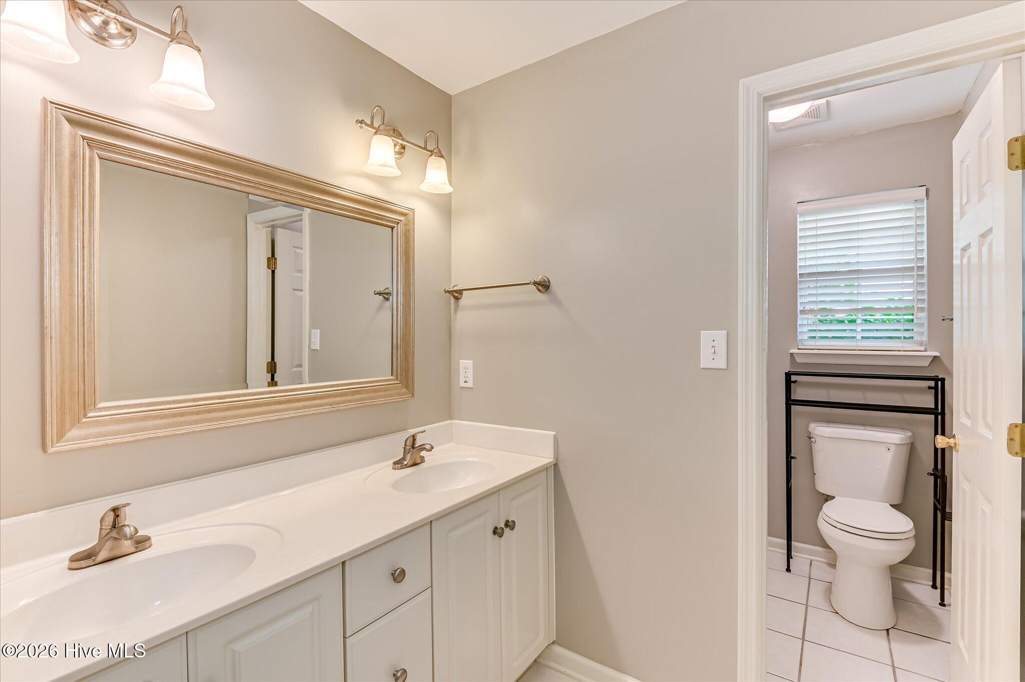 355 Heath Way Property Photo 31