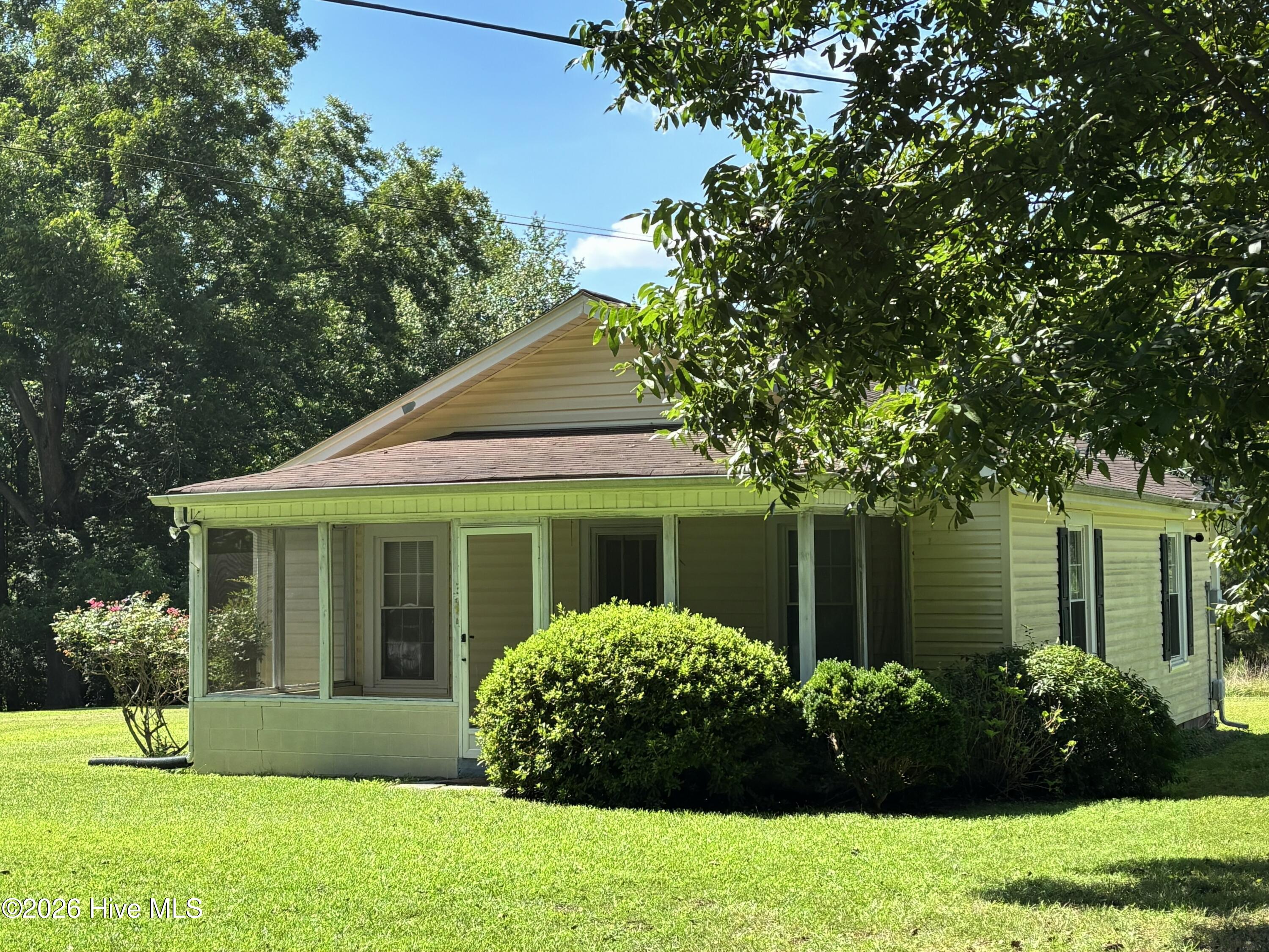 148 Oscar Road Property Photo 1