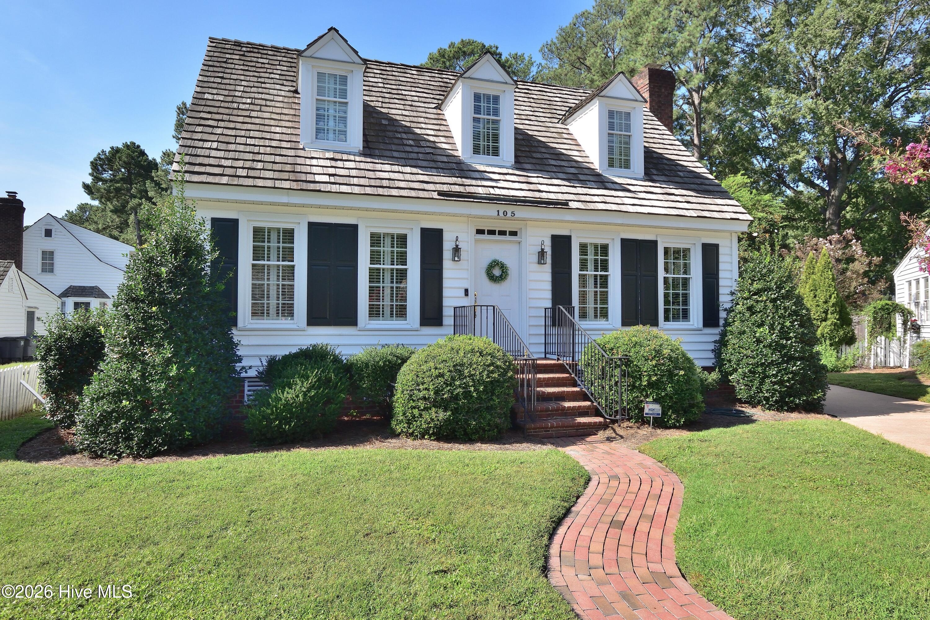 105 Province Circle Property Photo 1