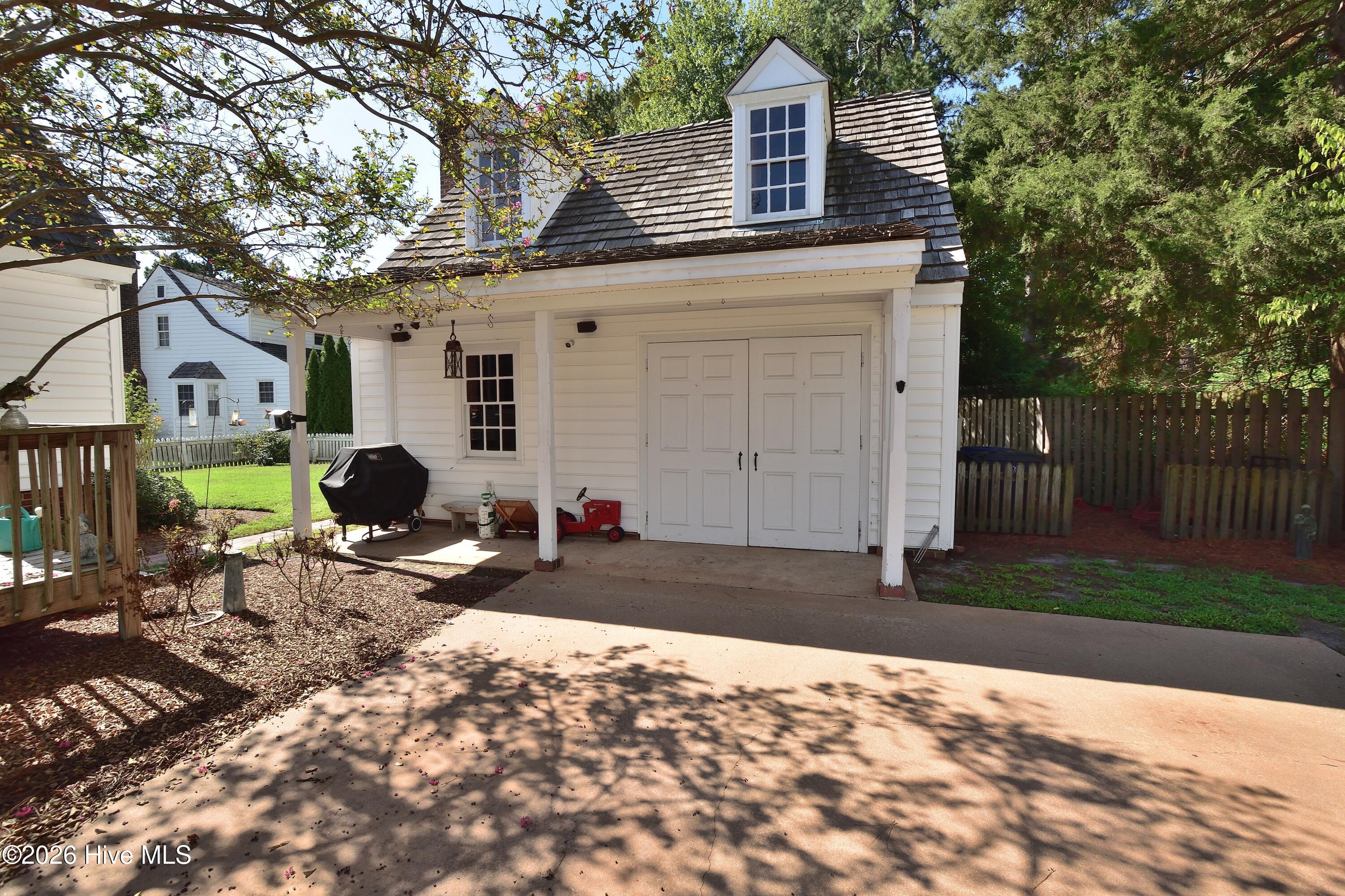 105 Province Circle Property Photo 39