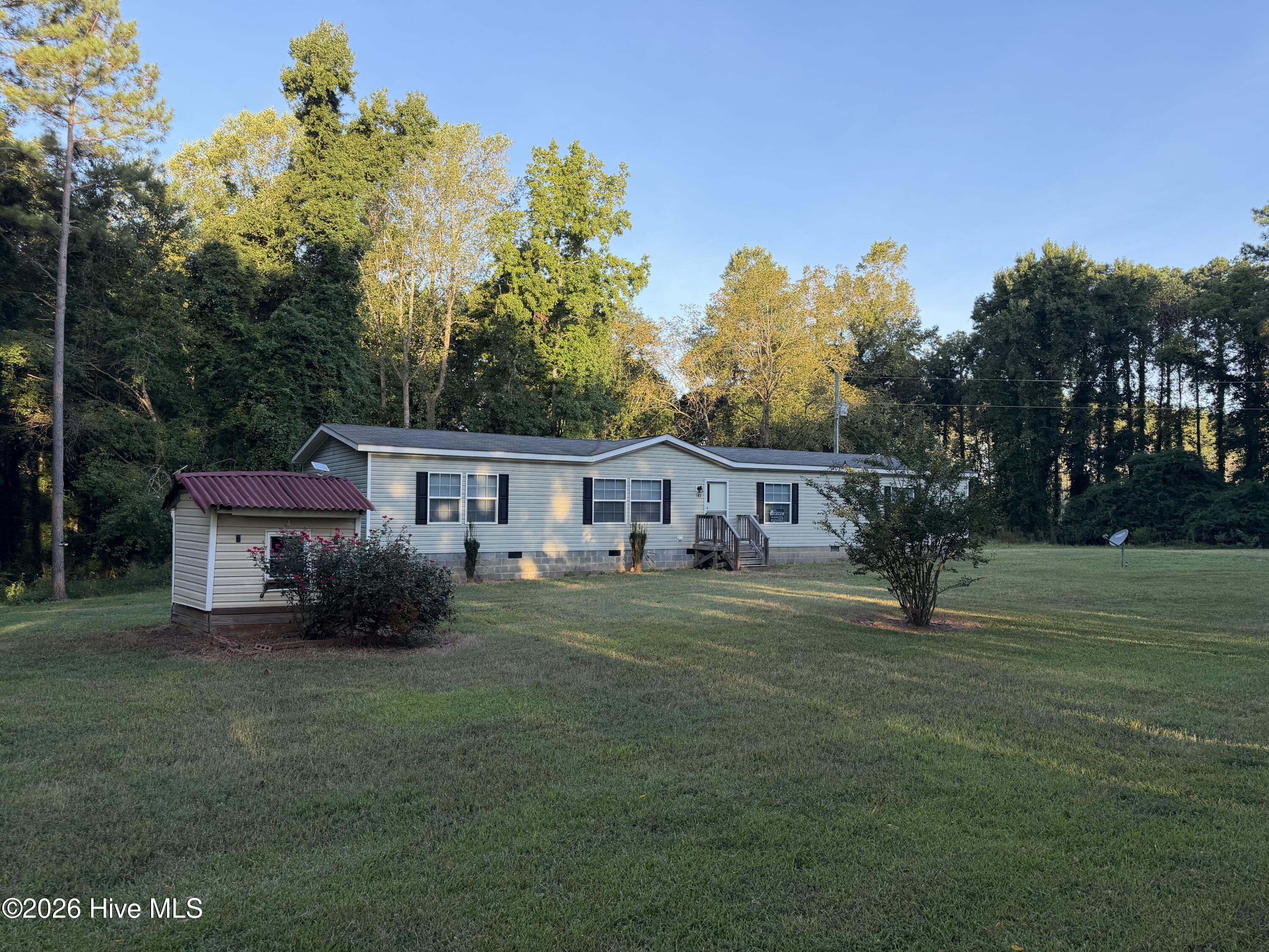 182 Beamon Hunt Road Property Photo 1
