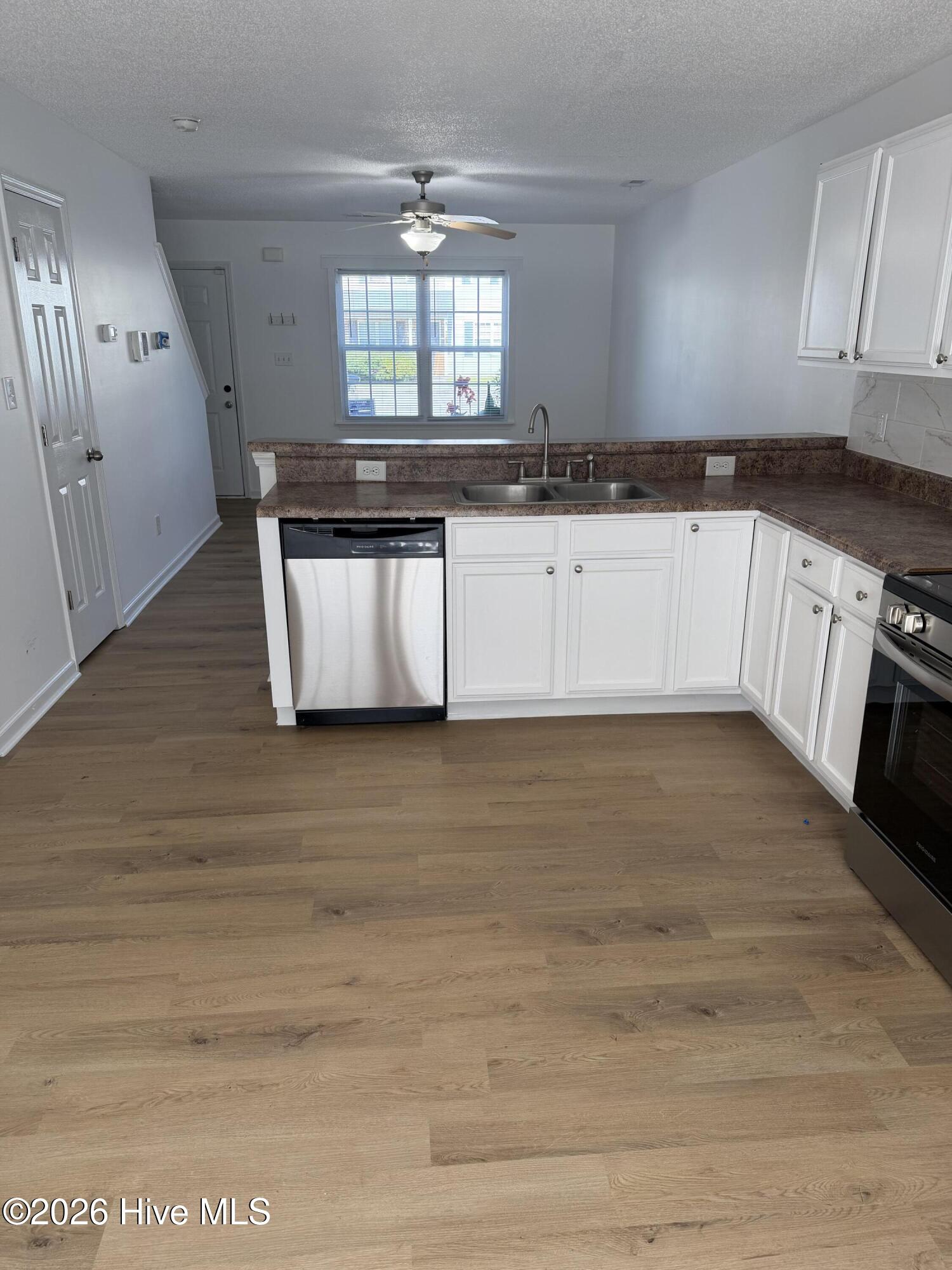 7009 Banister Loop Property Photo 2