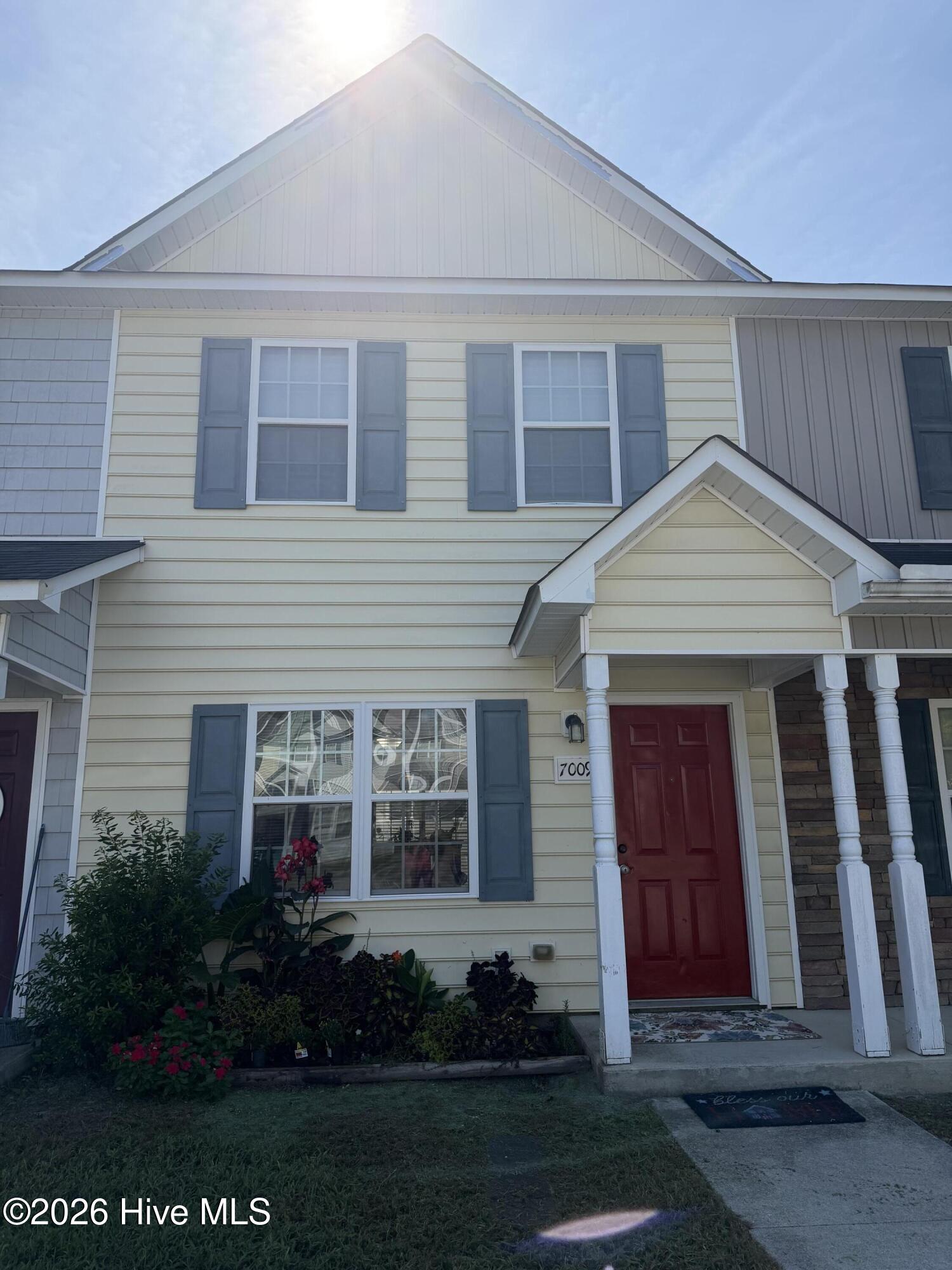 7009 Banister Loop Property Photo 3
