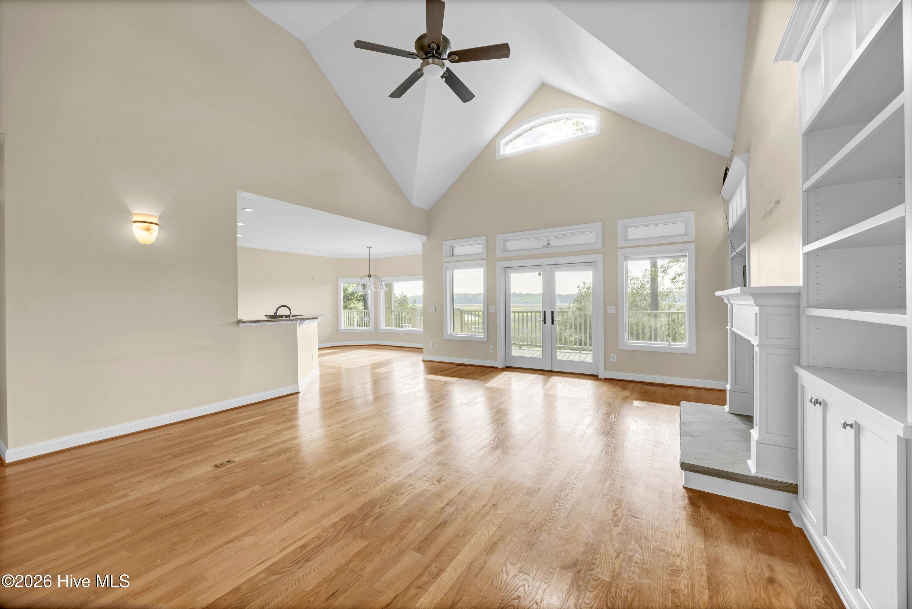 467 Herring Gull Court Se Property Photo 13