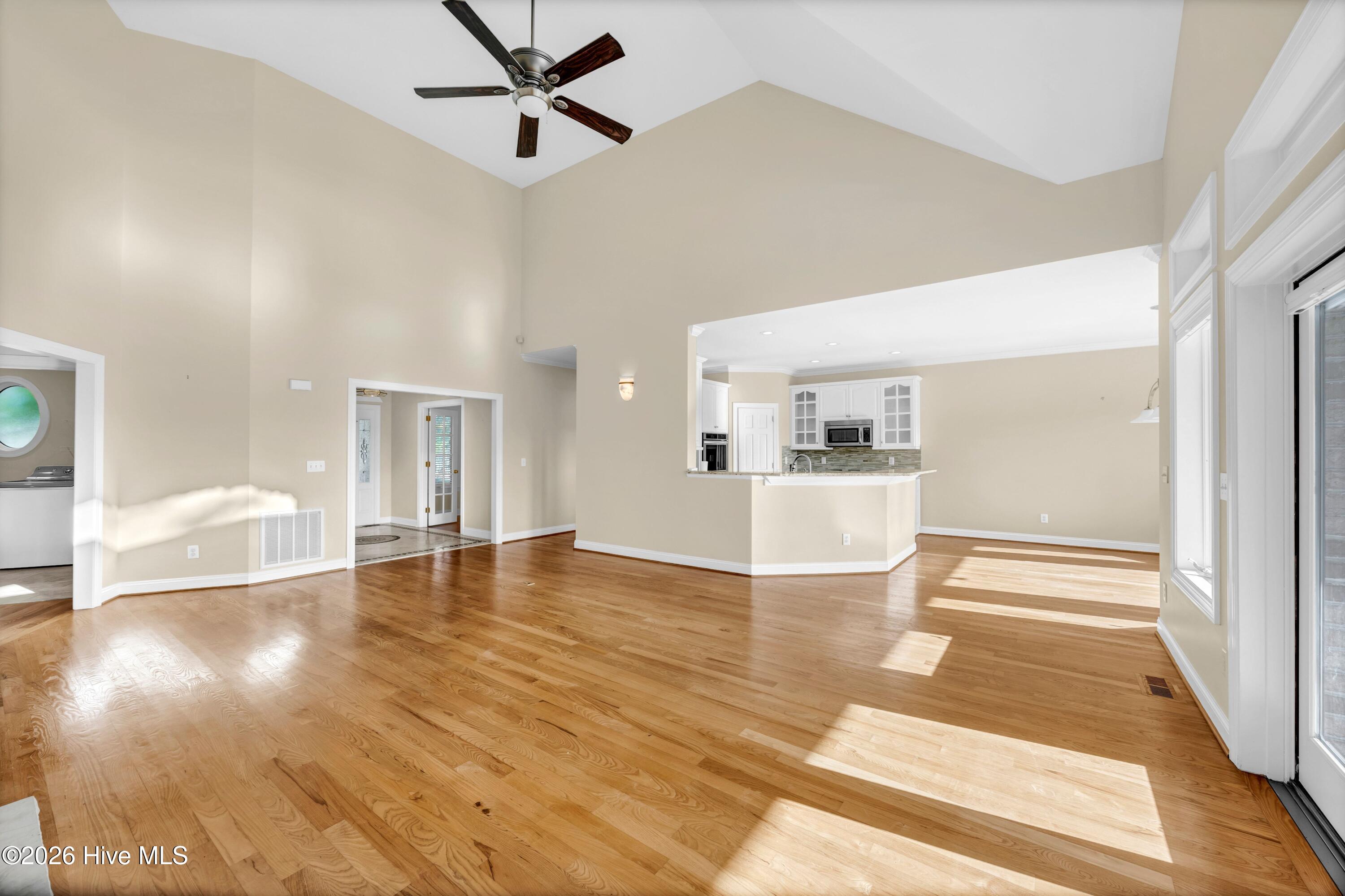 467 Herring Gull Court Se Property Photo 15