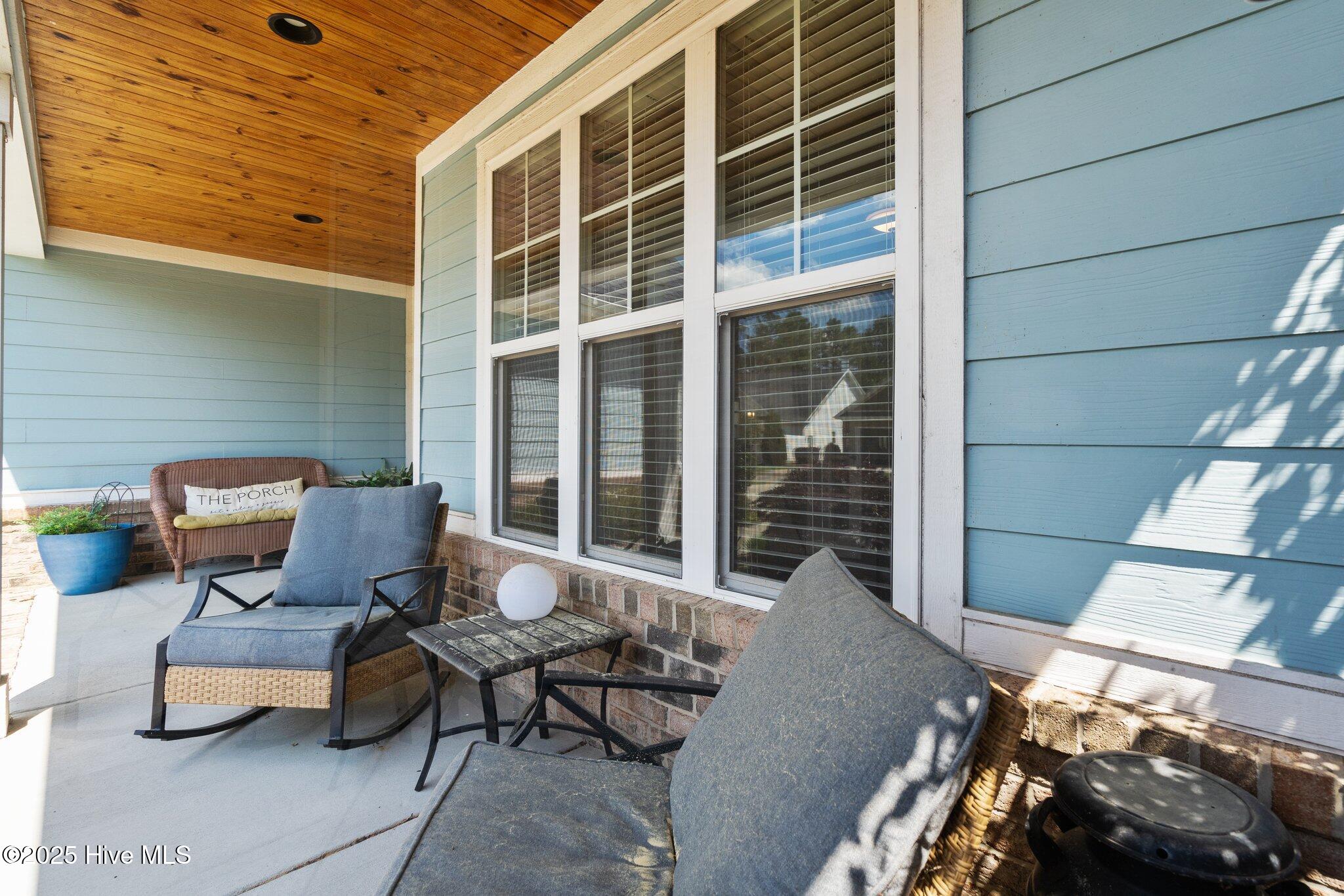 130 Heath Court Property Photo 4