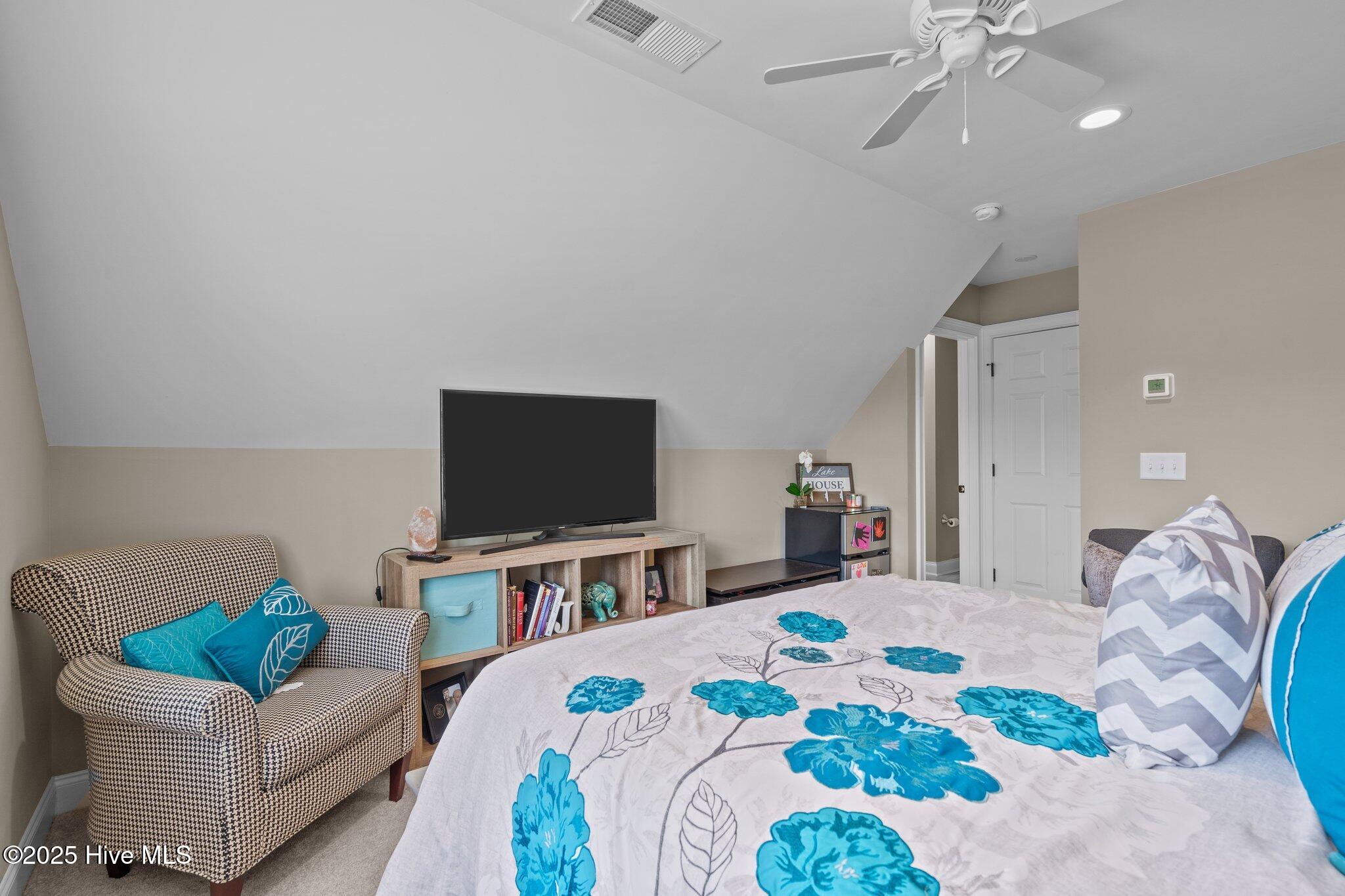 130 Heath Court Property Photo 26