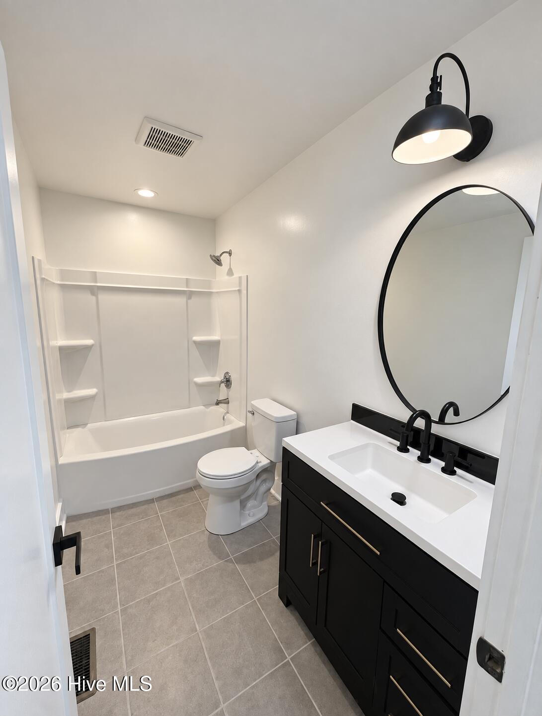 3210 Grapevine Court W Property Photo 8