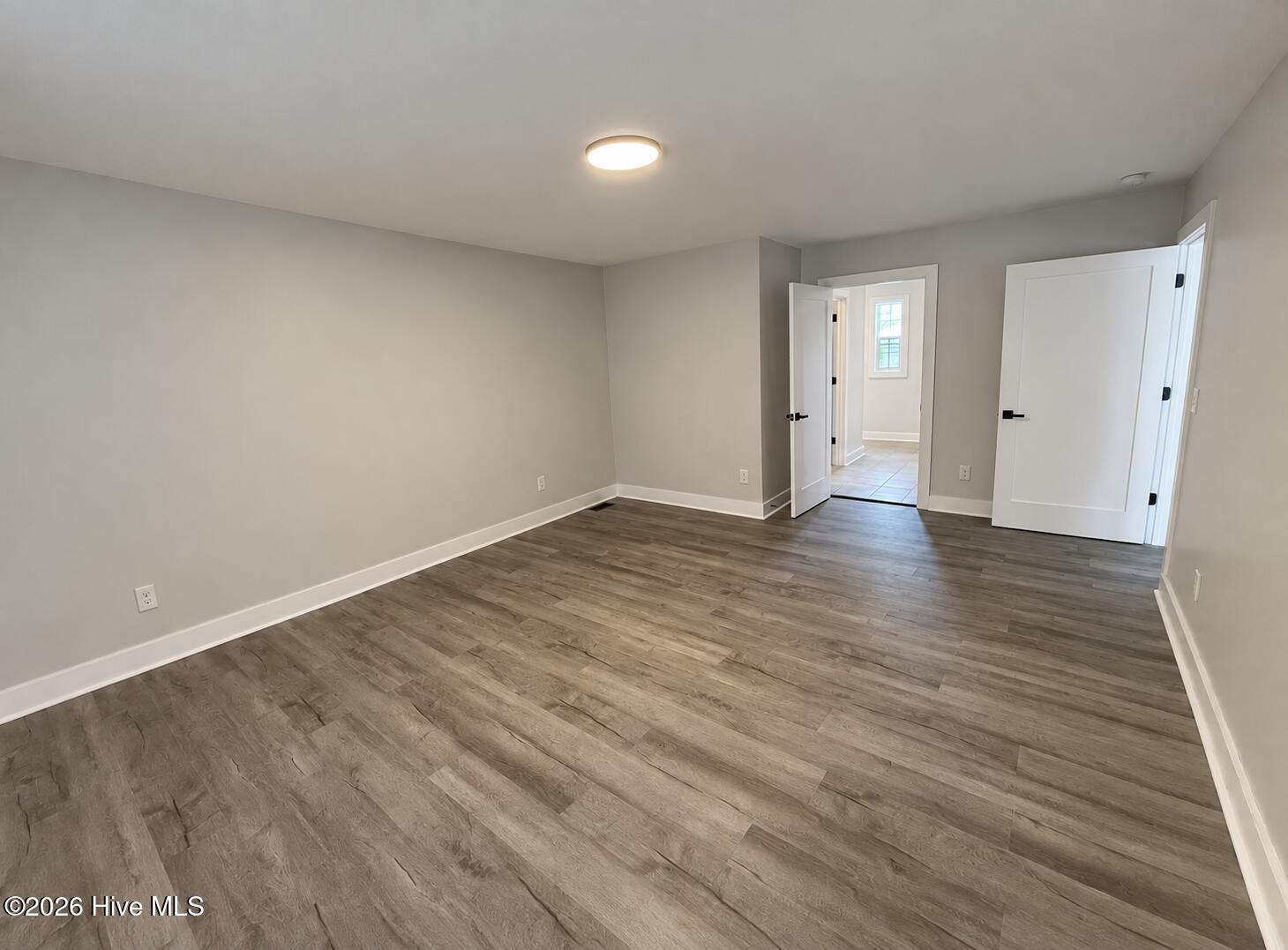 3210 Grapevine Court W Property Photo 10