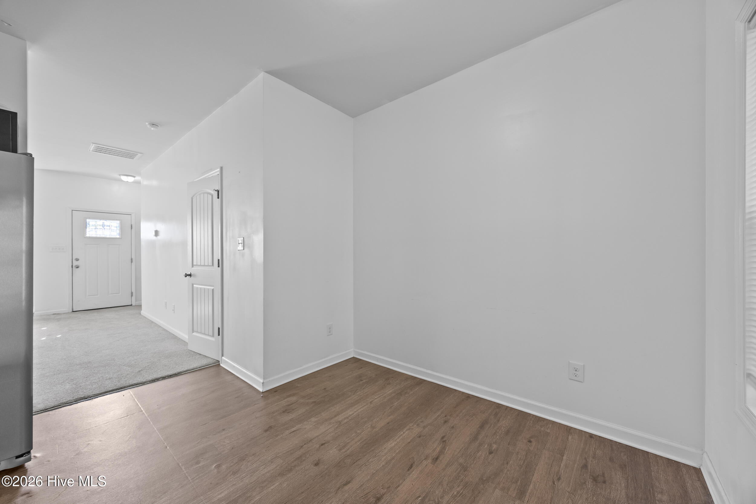 302 Kenan Loop Property Photo 12