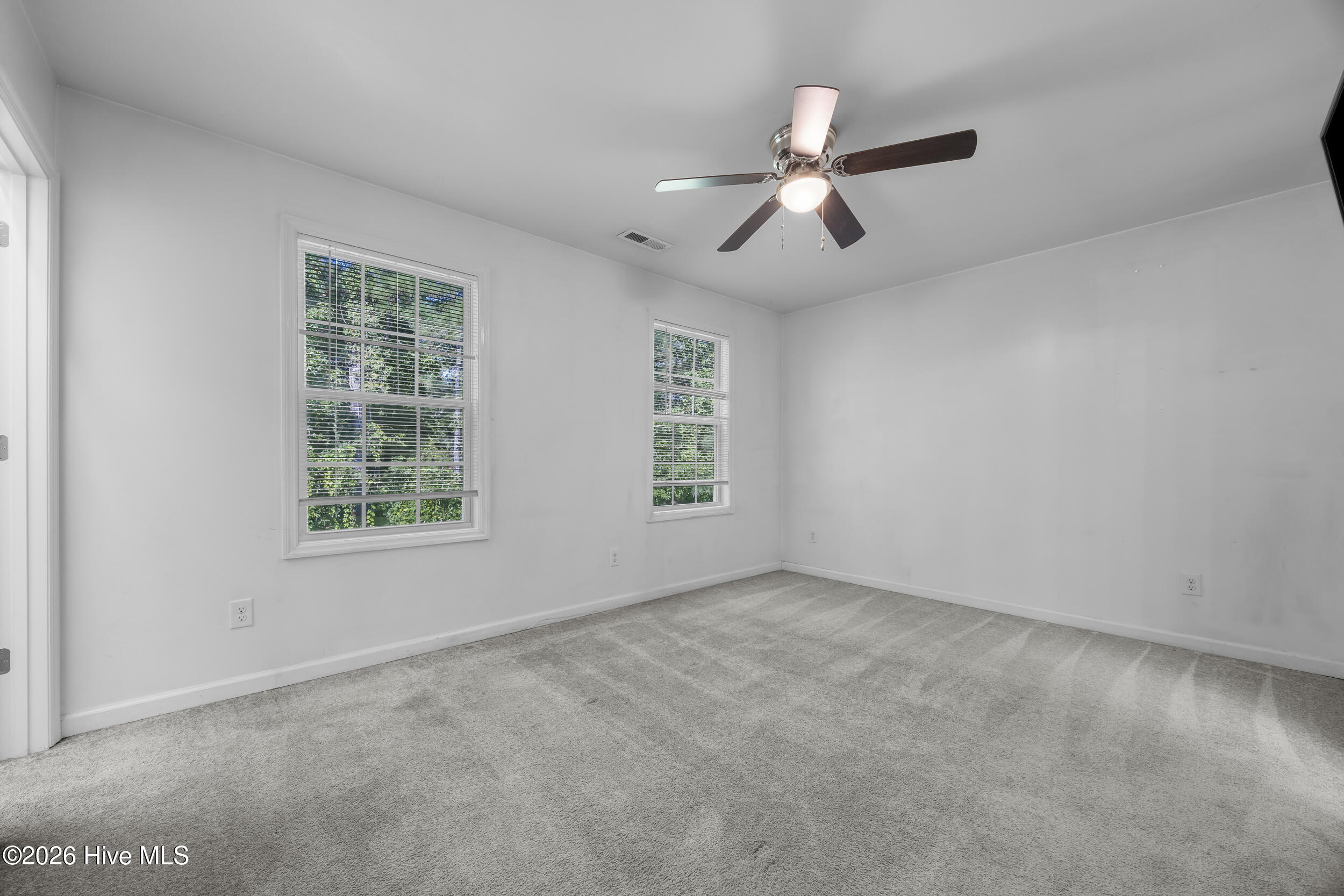 302 Kenan Loop Property Photo 18