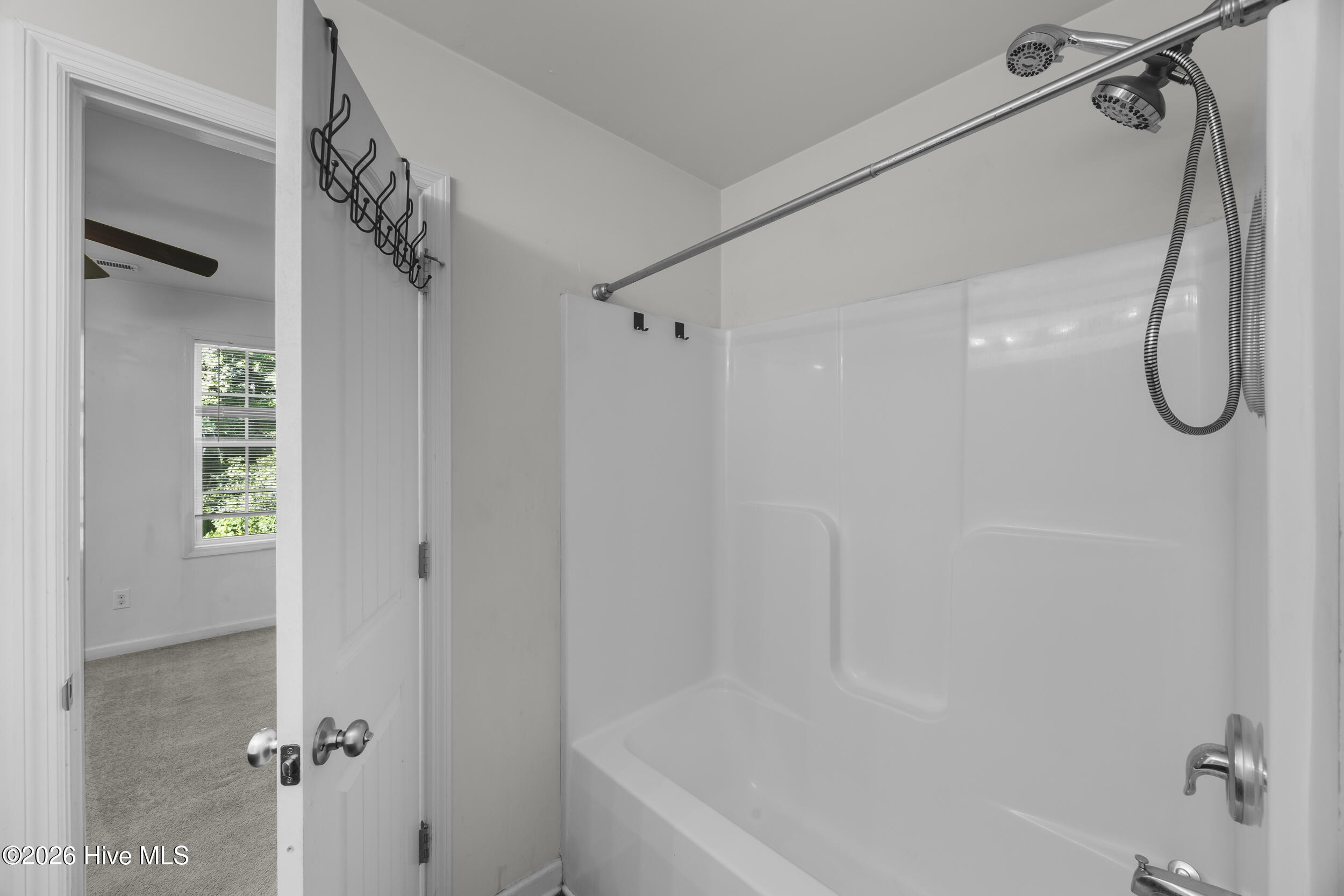 302 Kenan Loop Property Photo 23