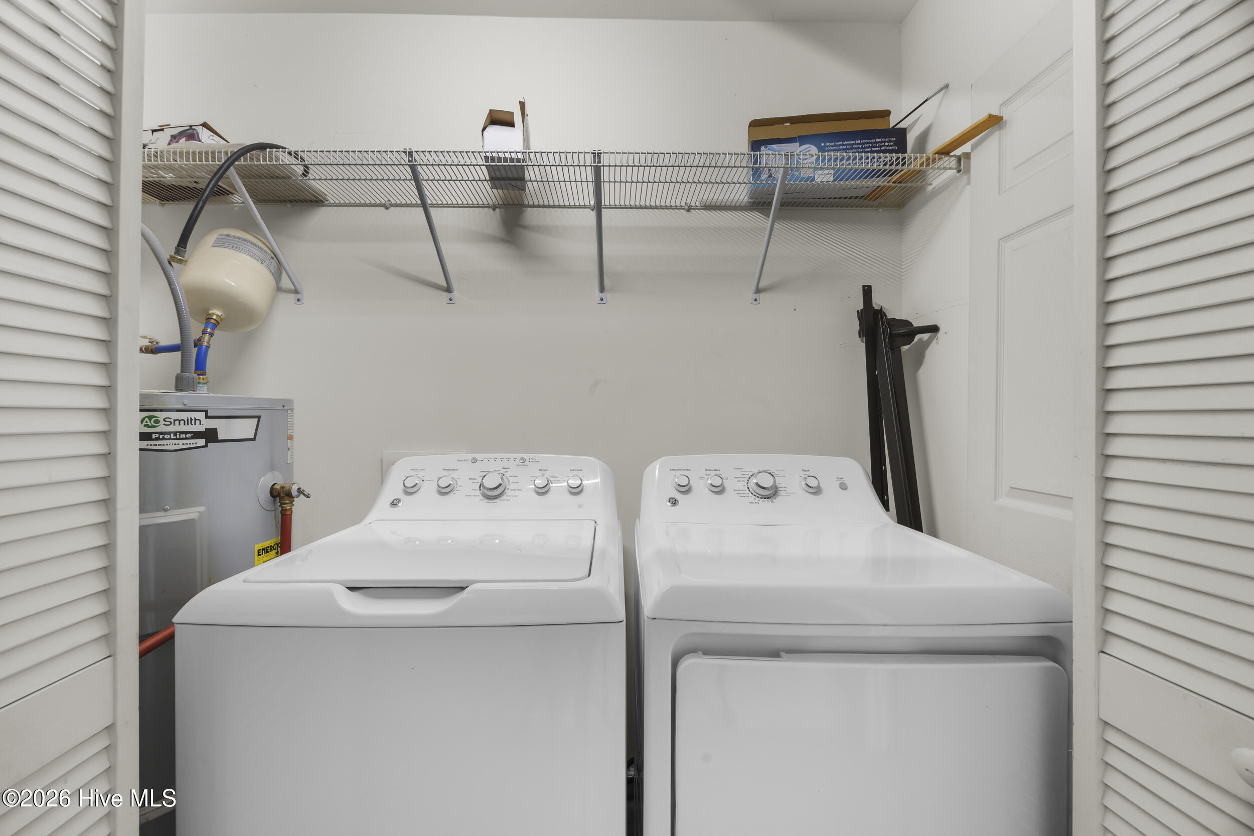 302 Kenan Loop Property Photo 24