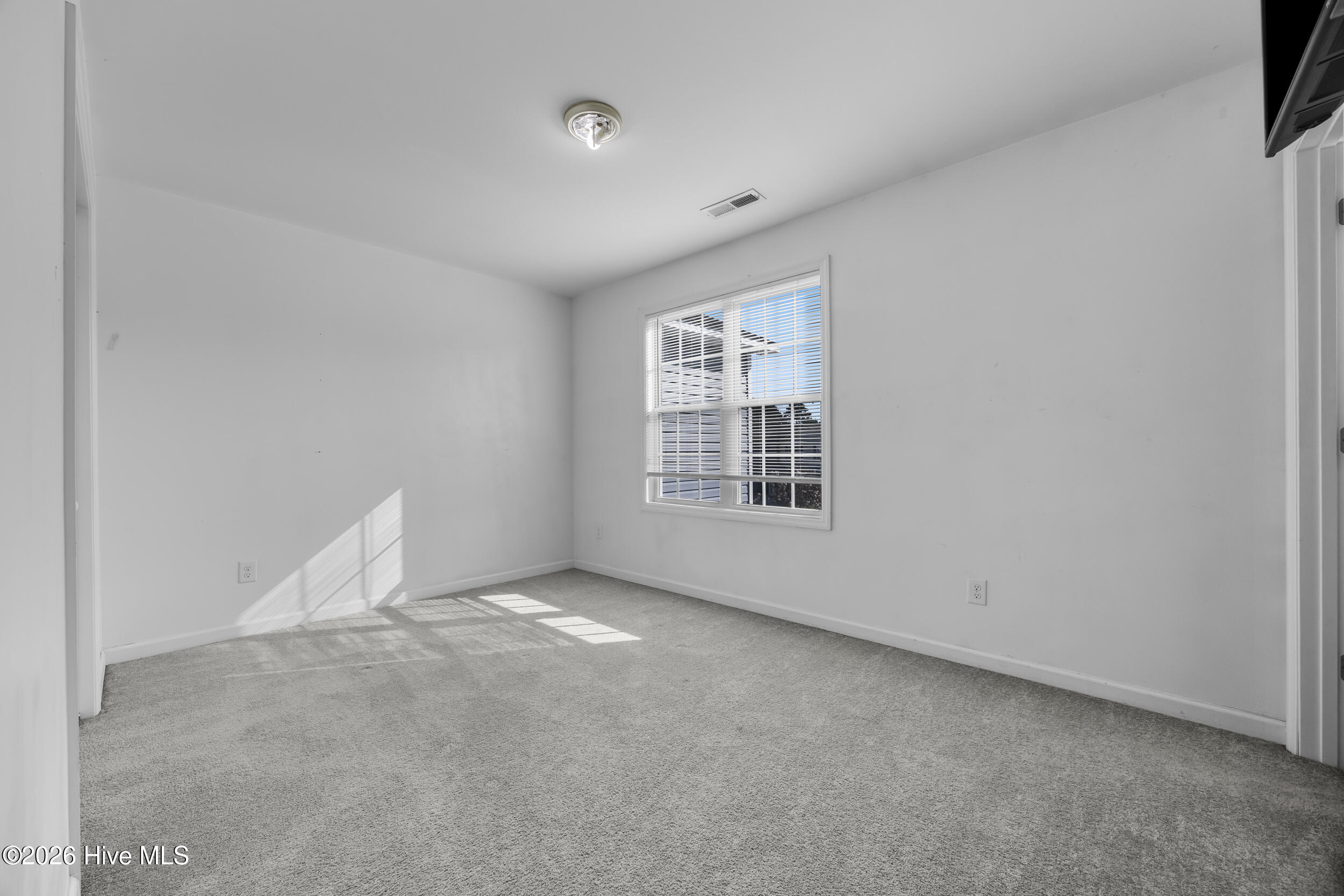 302 Kenan Loop Property Photo 25